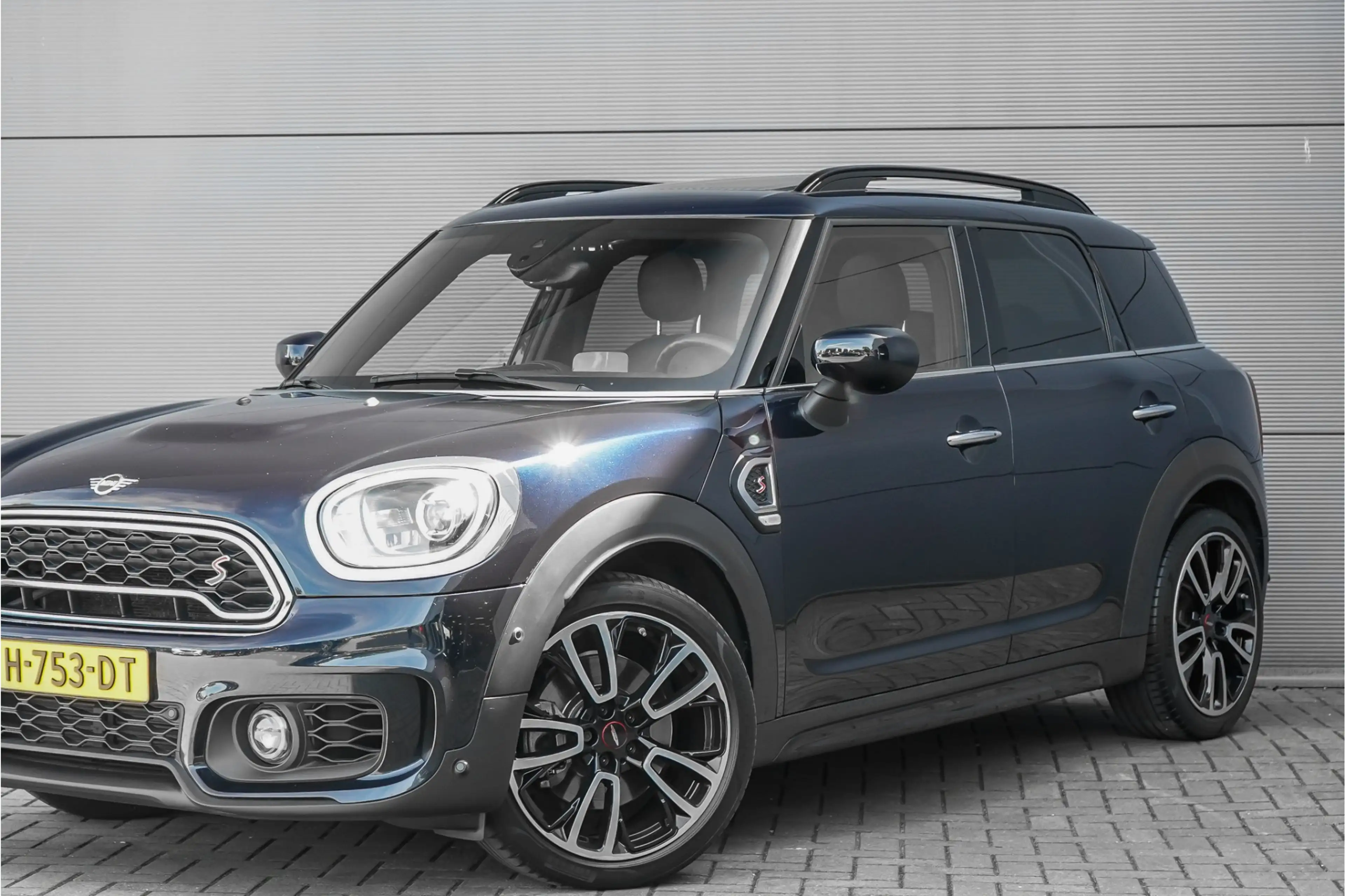 MINI John Cooper Works Countryman Mini 2.0 S JCW Pack Pano H/K Camera 19" — photo 17