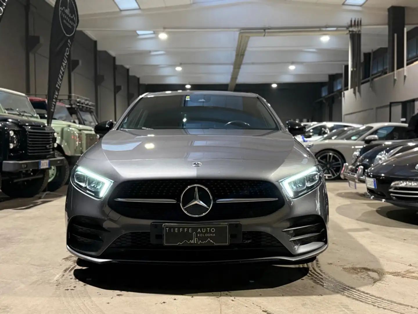 Mercedes-Benz A 180 d Automatic Premium Grigio - 2