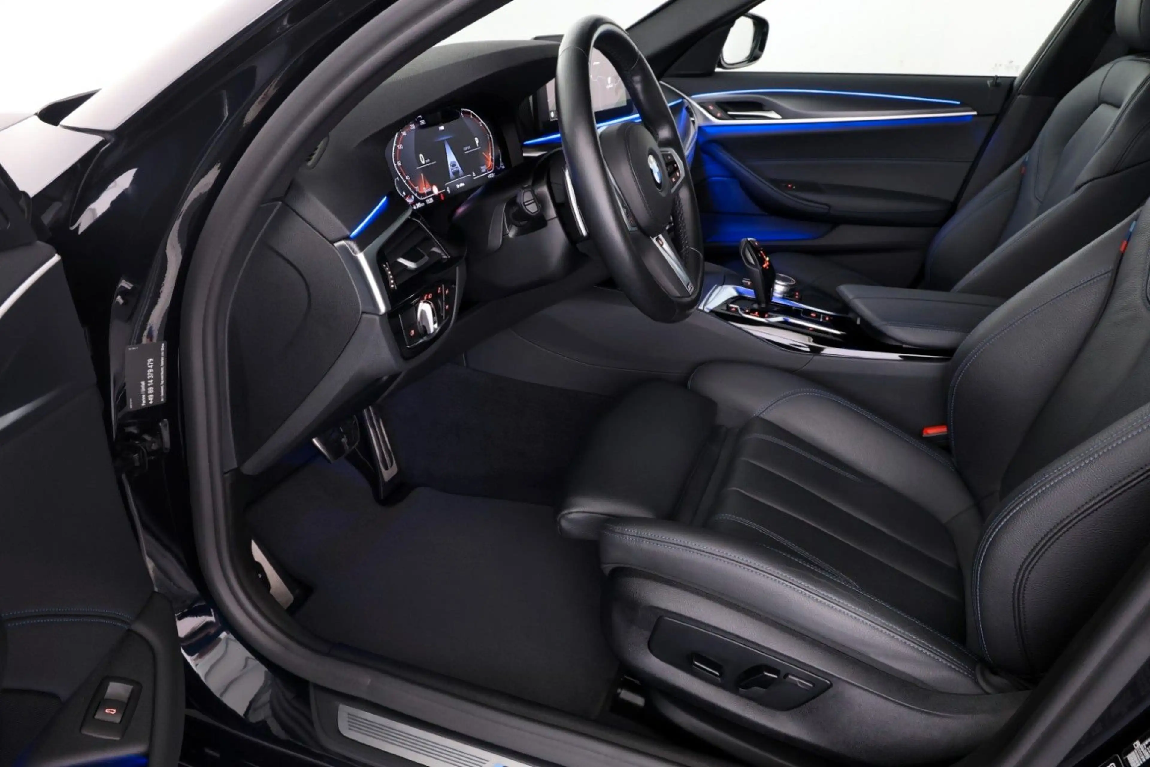 BMW 540 d xDrive Touring M Sport LASER ACC HUD AHK — photo 13