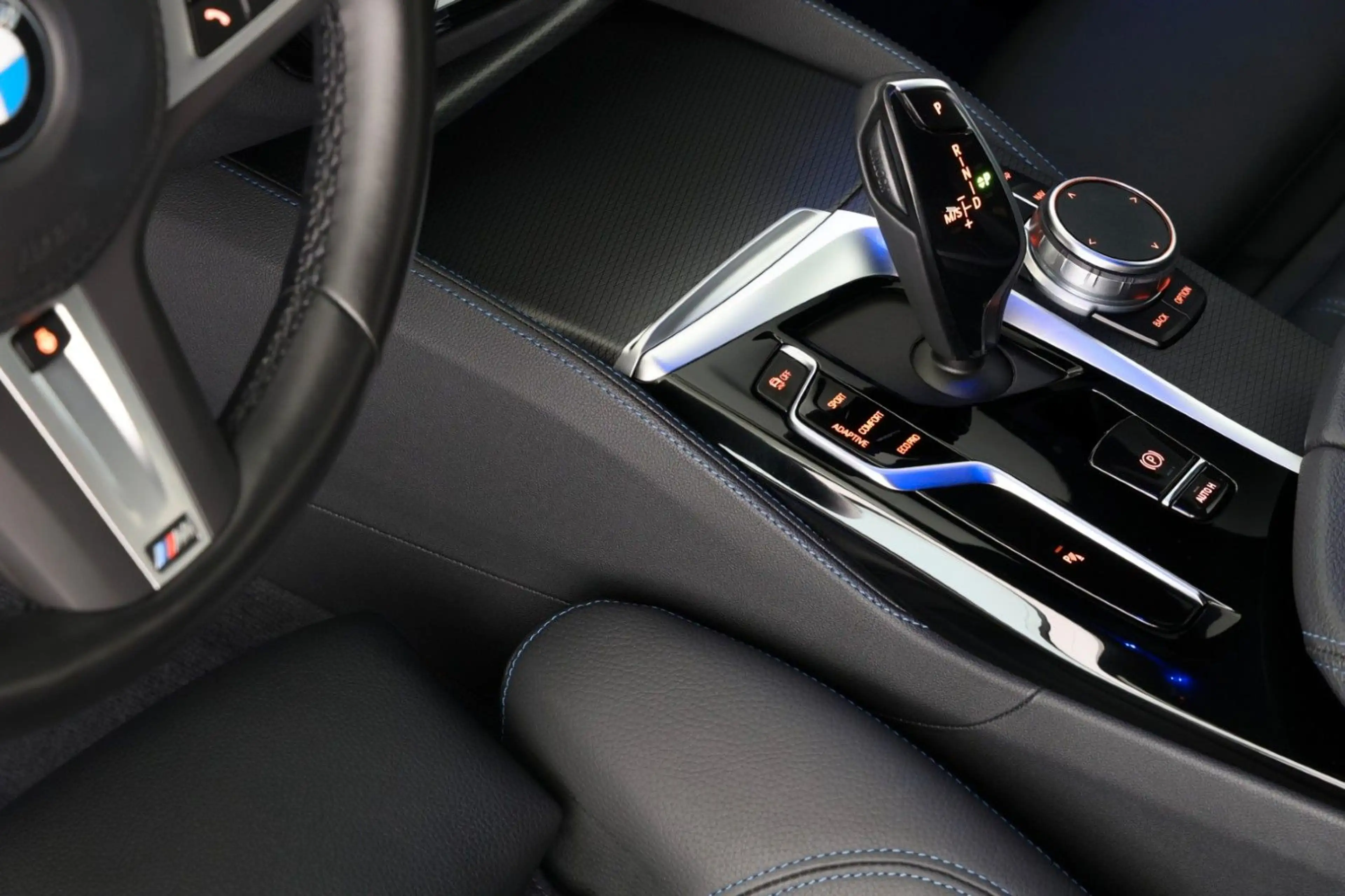 BMW 540 d xDrive Touring M Sport LASER ACC HUD AHK — photo 12