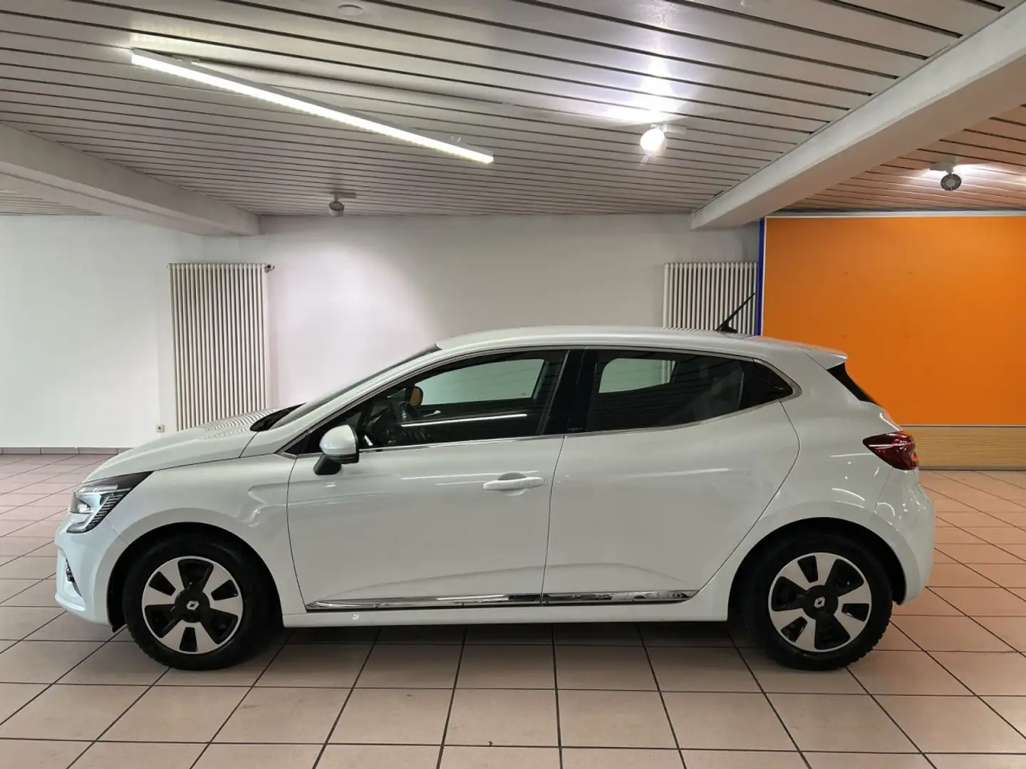 Renault Clio V Intens E-Tech 140 Klima Navi Einparkhilfe Blanc - 2