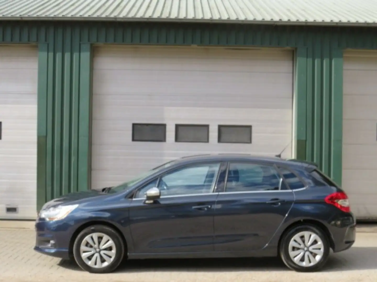 Citroen C4 1.2 PureTech Exclusive Bleu - 1