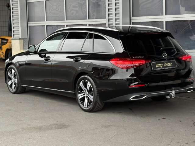 Mercedes-Benz C 220