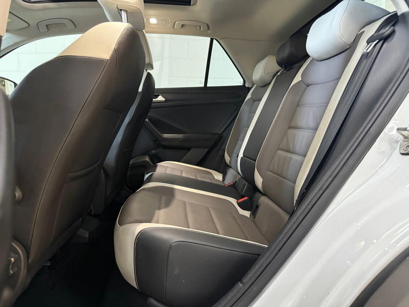 Volkswagen T-Roc 1.5 TSI Style*Pano*Camera*Stoelverwarming*dodenhoe — photo 21