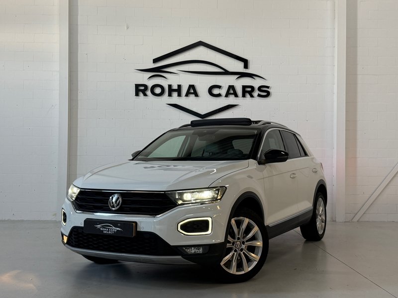 Volkswagen T-Roc 1.5 TSI Style*Pano*Camera*Stoelverwarming*dodenhoe