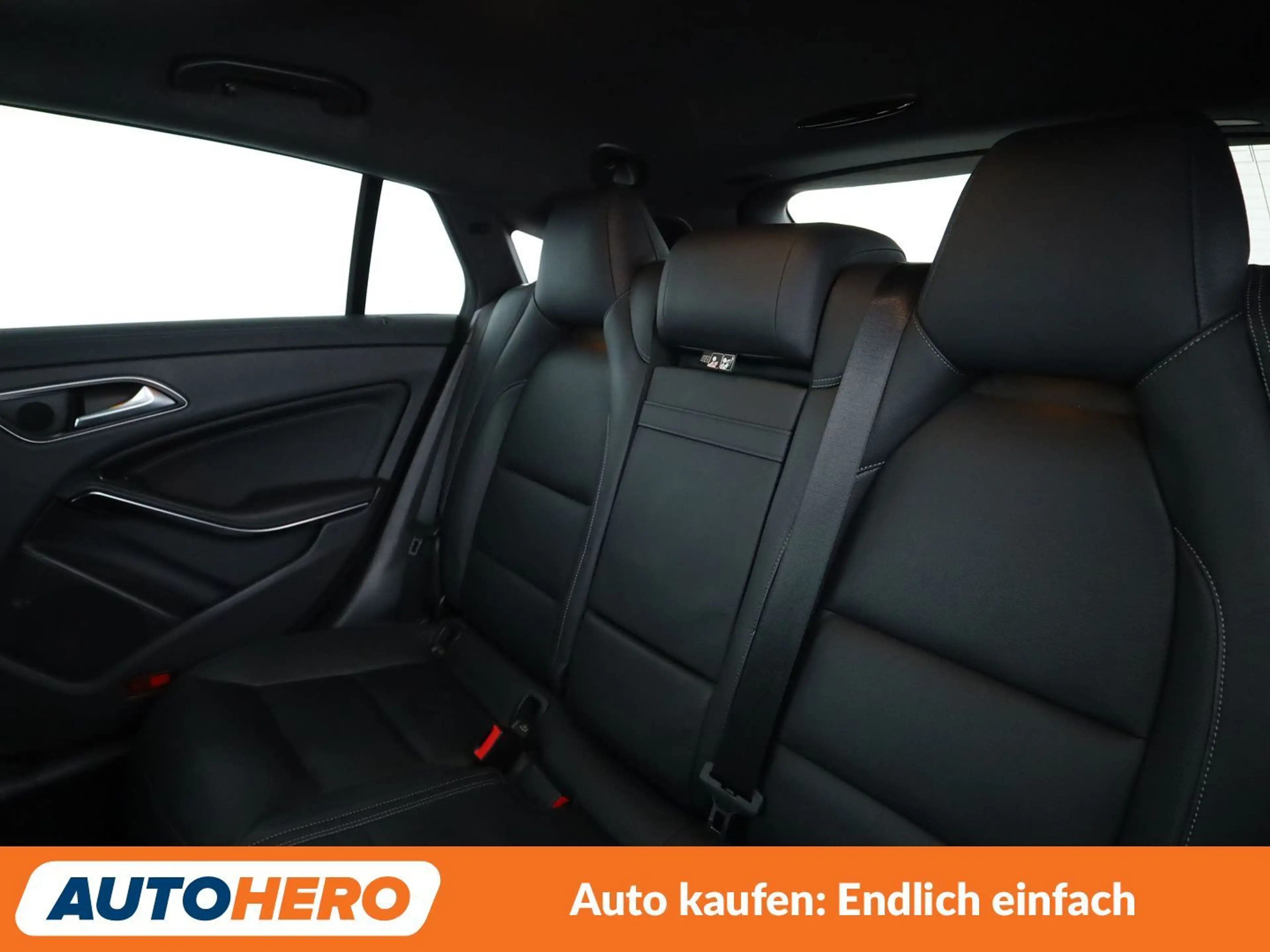 Mercedes-Benz CLA 45 AMG Shooting Brake AMG 4Matic Aut.*XENON*NAVI*TEMPO* — photo 14