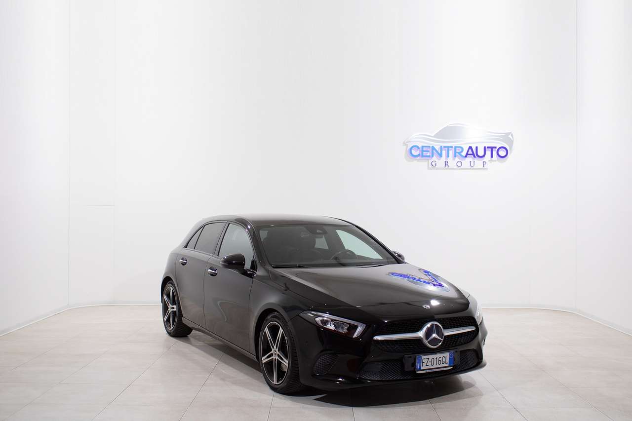 Mercedes-Benz A 200 Autom. SPORT *LED, CERCHI 18\'\', VETRI PRIVACY*
