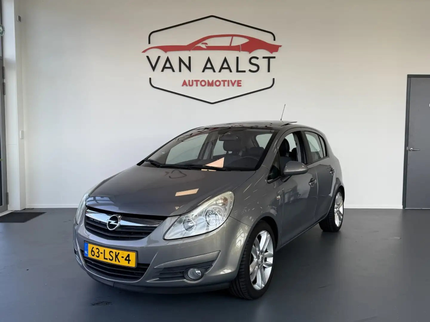 Opel Corsa 1.4-16V Cosmo//Clima/Pano/Cruise Marrone - 1