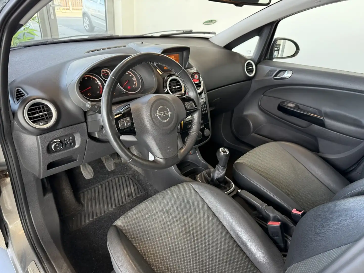 Opel Corsa 1.4-16V Cosmo//Clima/Pano/Cruise Marrone - 2