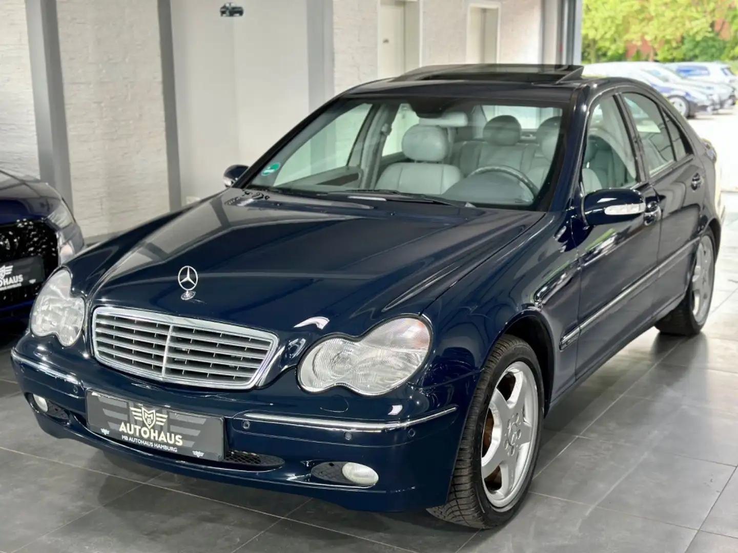 Mercedes-Benz C 320 C-Klasse Lim.C 320,AMG,Automatik,Leder,Klima,TOP Bleu - 1