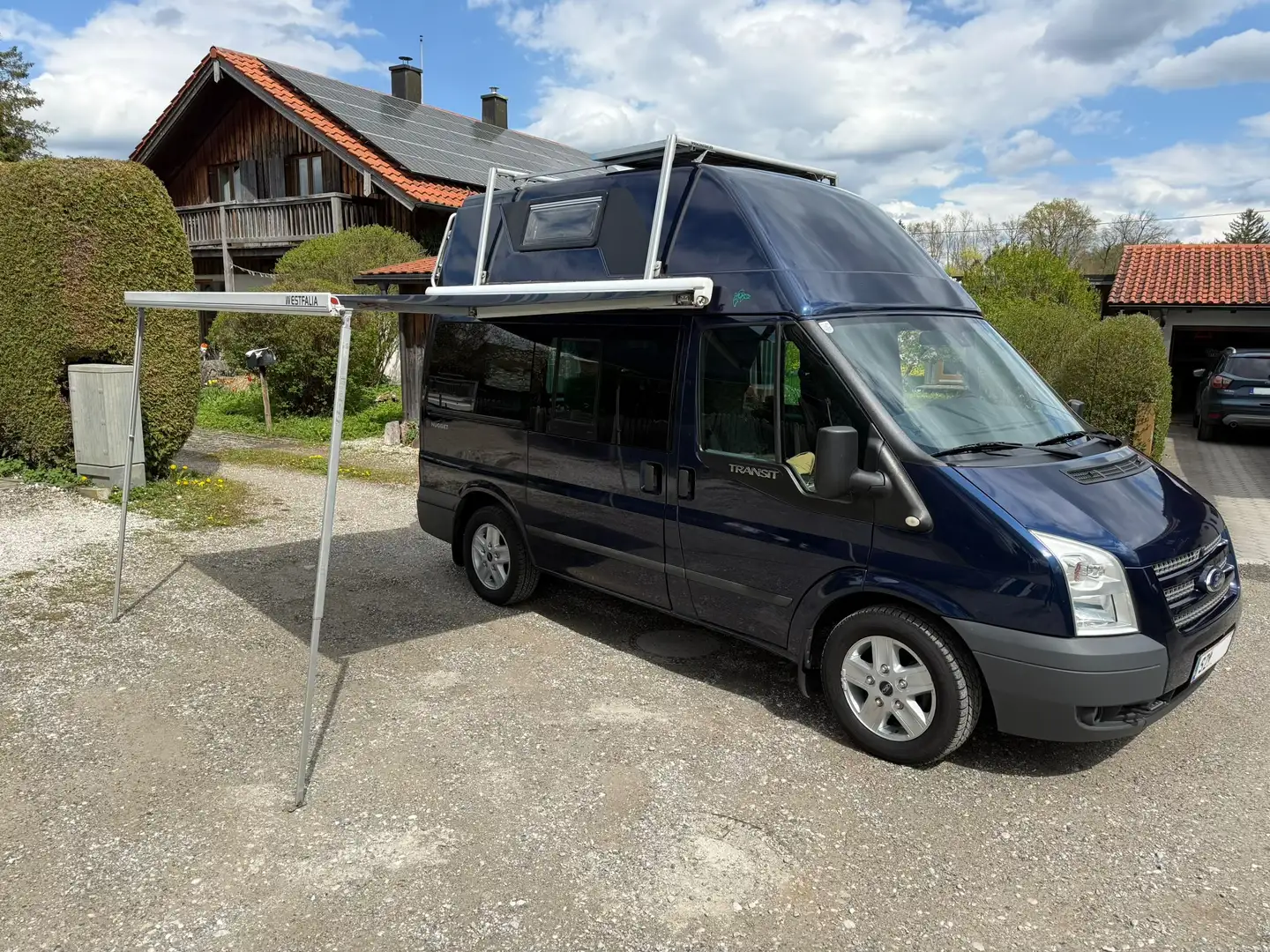 Ford Nugget Blau - 2