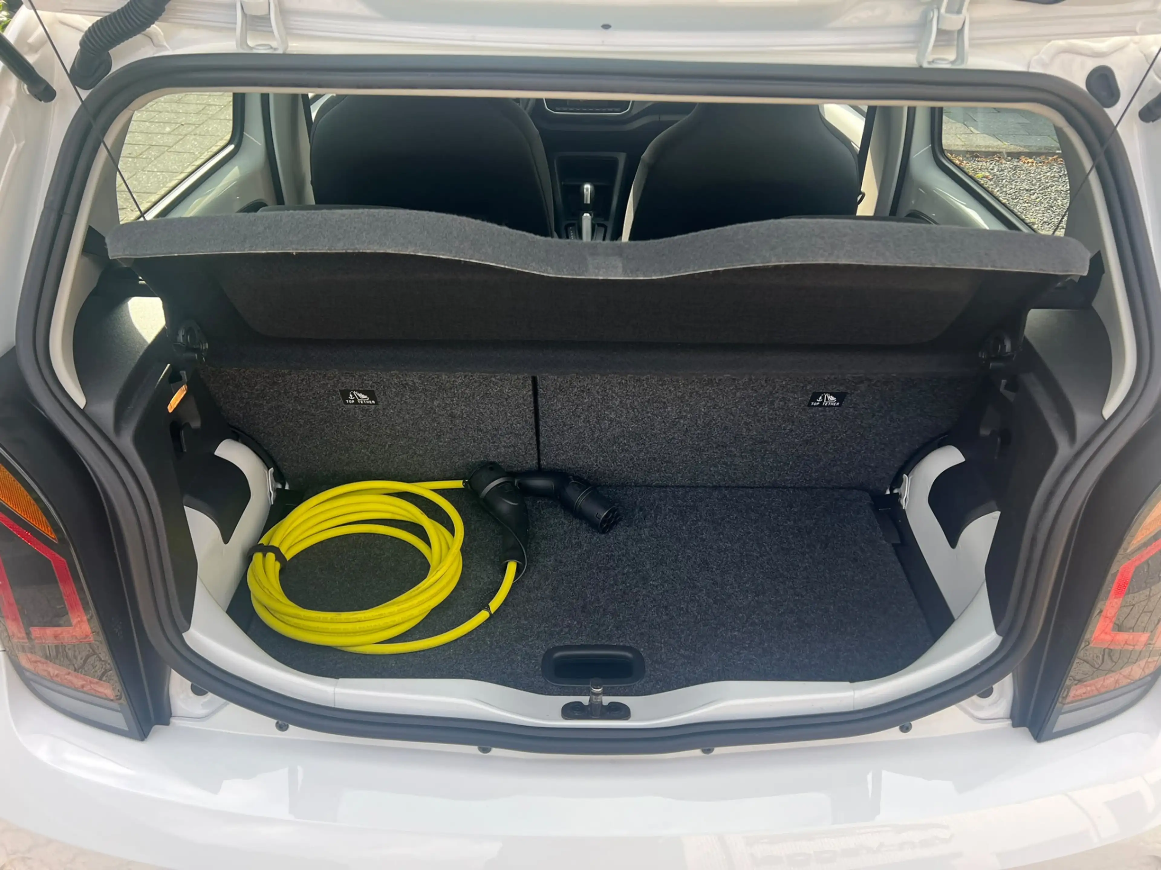 Volkswagen e-up! e-up! SOH 91% camera, cruise, airco, lmv — photo 6