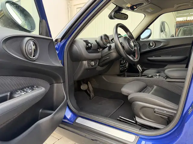 MINI Cooper D Clubman ClubmanAutom-PDC-NAVI-SZH-AppleCarPlay-Unfallfre