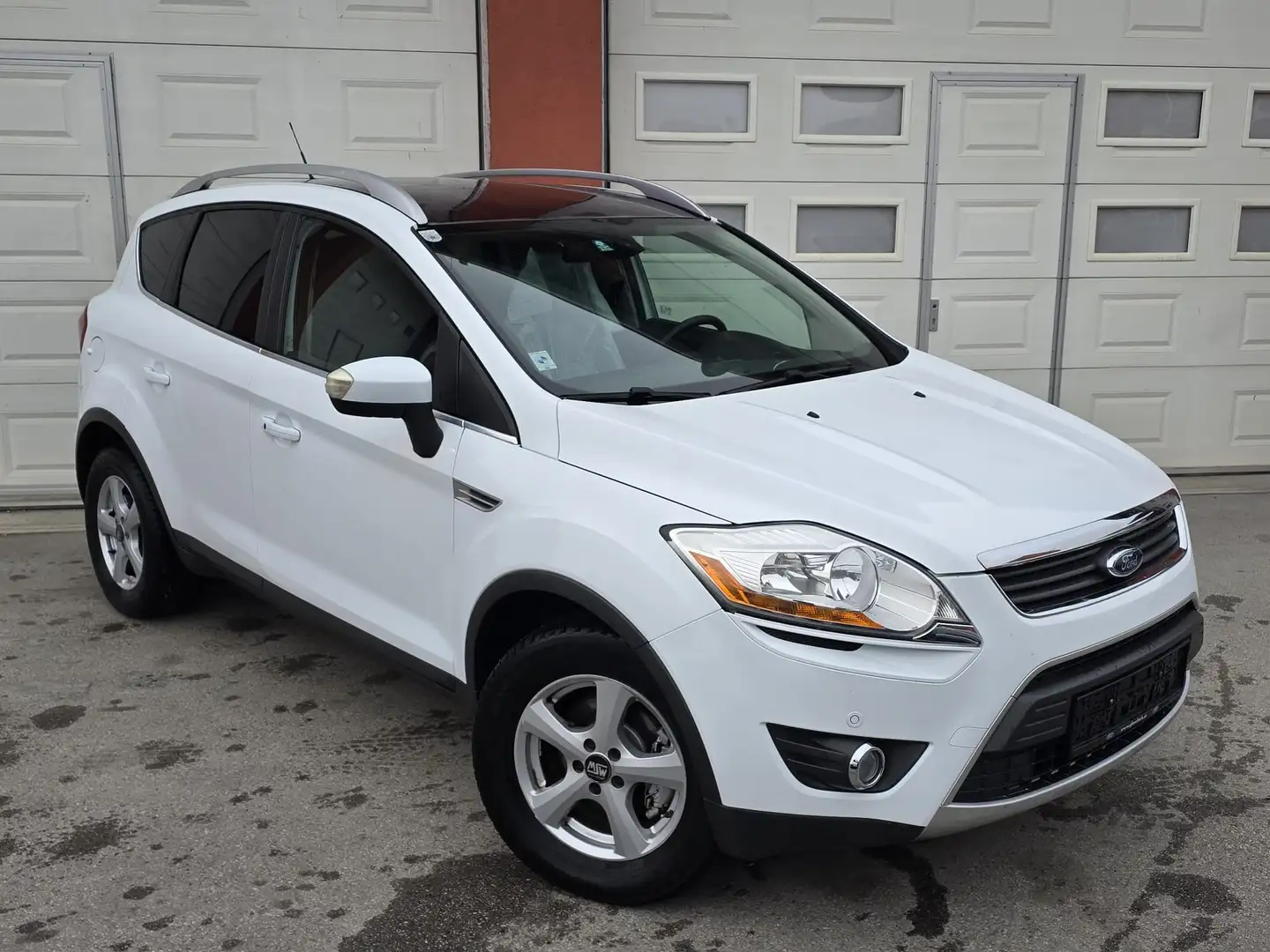 Ford Kuga Kuga 2,0 Titanium 4x4 TDCI DPF Titanium Blanc - 2