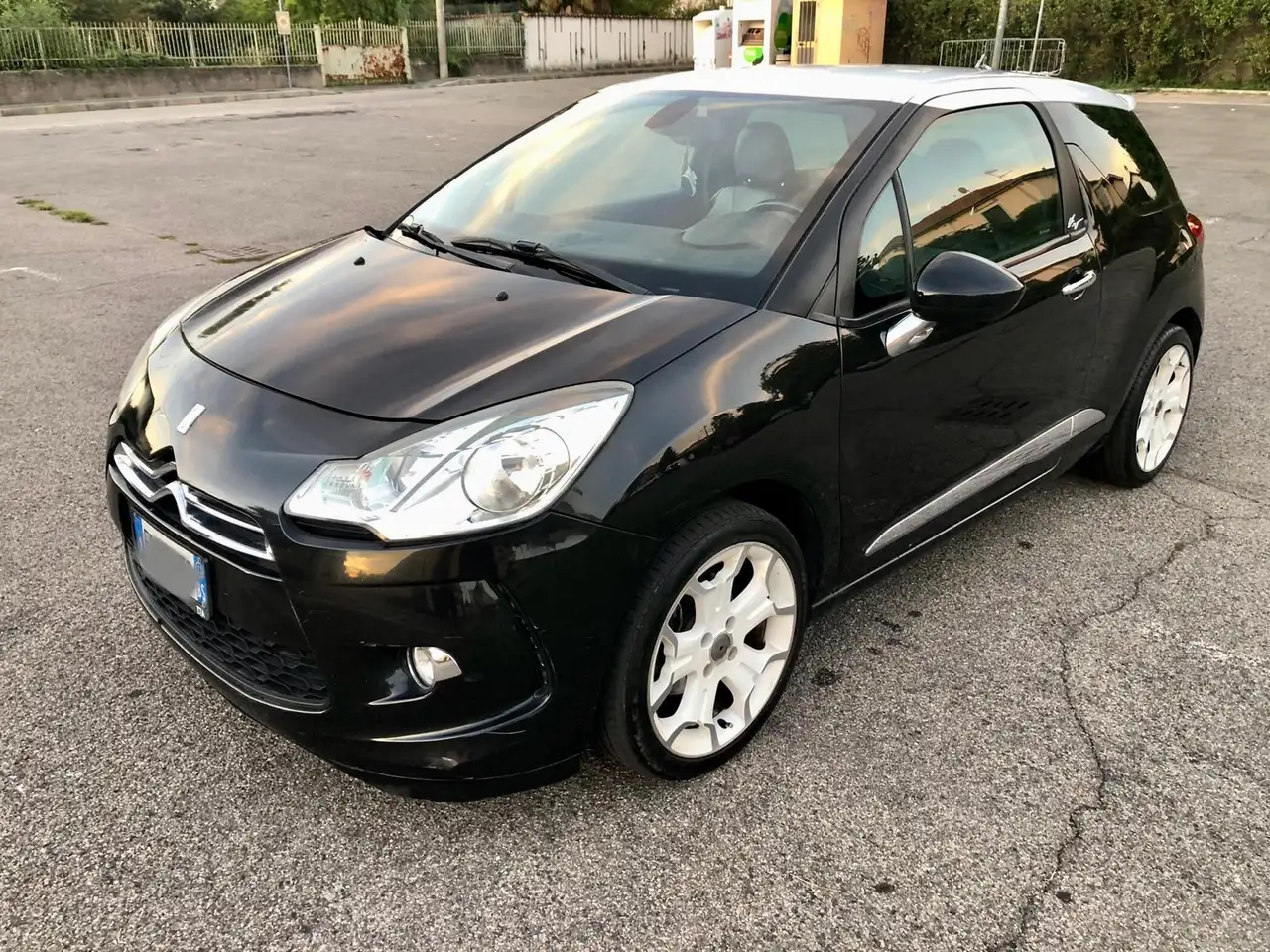 2011 Citroen DS3 DS3 1.6 turbo thp Just Black 155cv, photograph 10