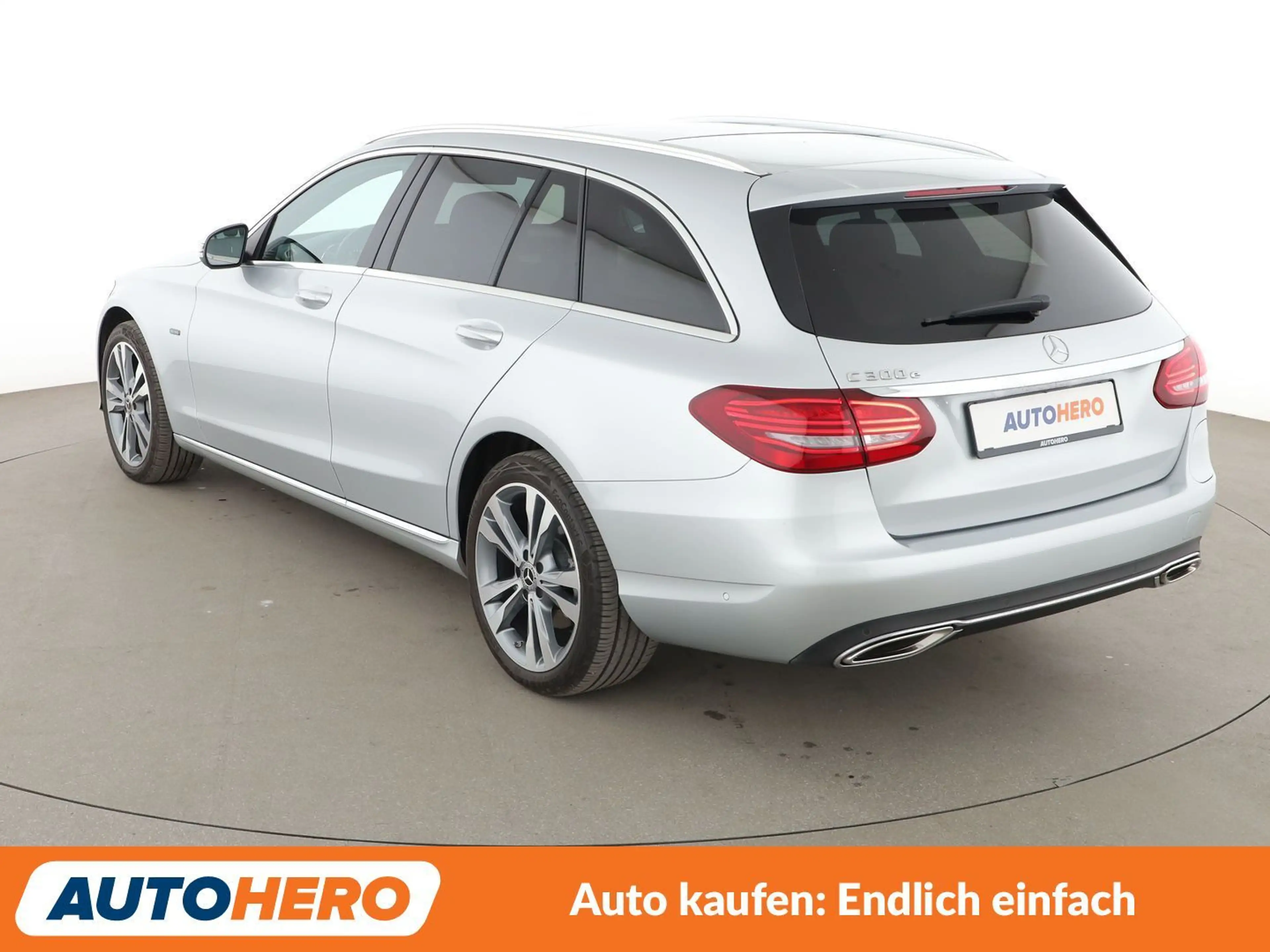 Mercedes-Benz C 300 C 300e T Avantgarde Aut.*NAVI*LED*ACC*CAM*PDC*PANO — photo 4