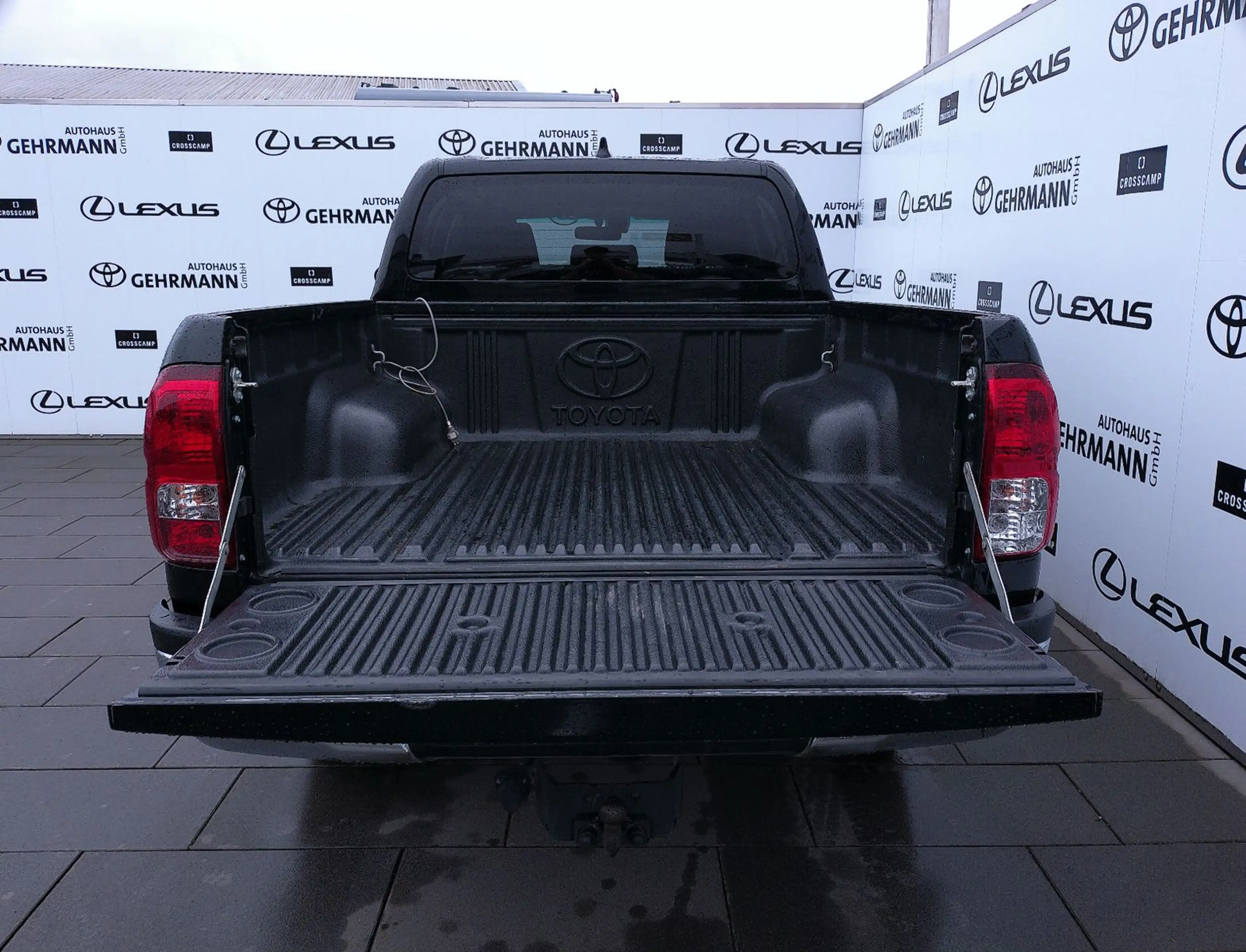 Toyota Hilux Double Cab Comfort 4x4*AHK*A/T Bereifung* — photo 5