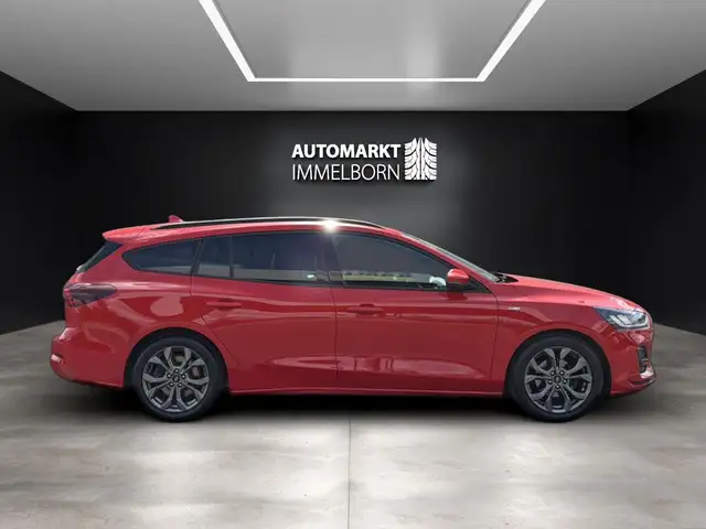 Ford Focus view 7