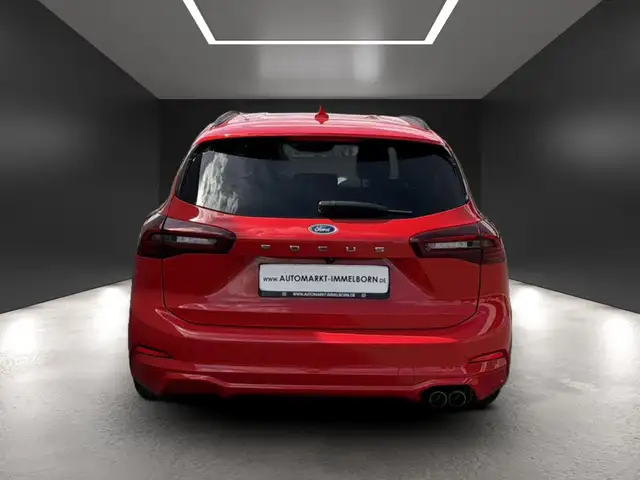 Ford Focus view 9