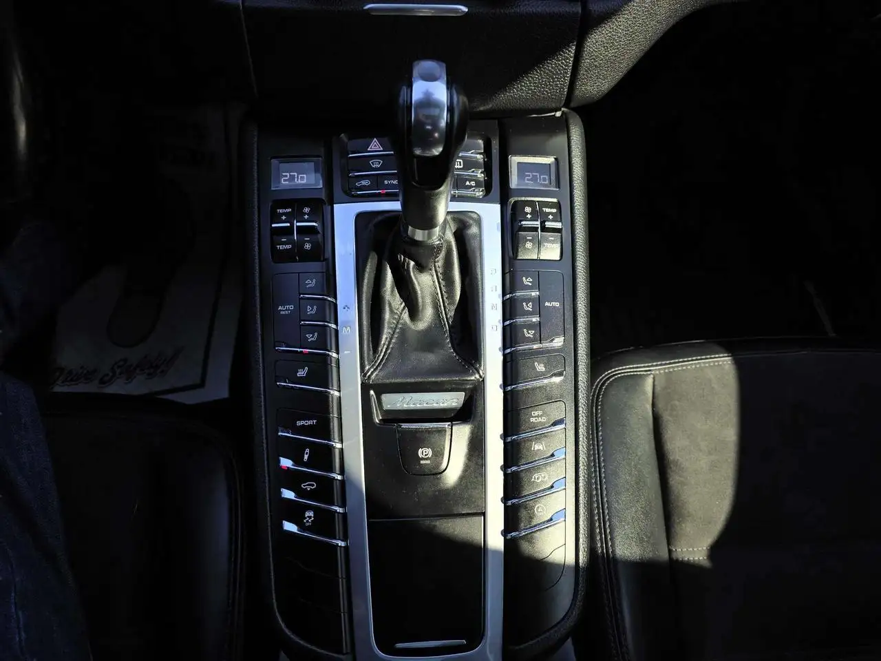 Porsche Macan снимка Porsche Macan