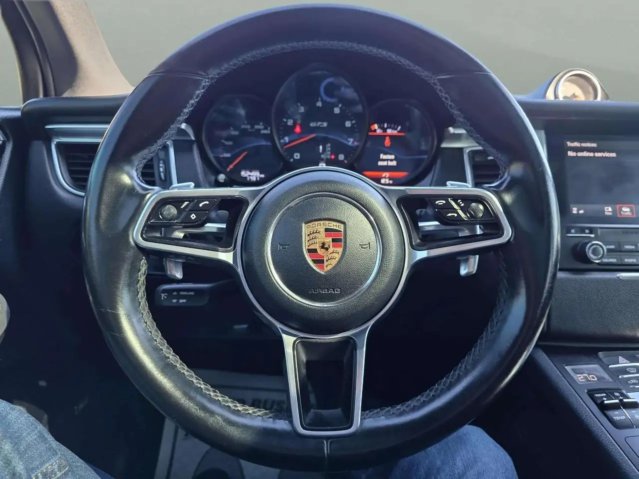 Porsche Macan снимка Porsche Macan