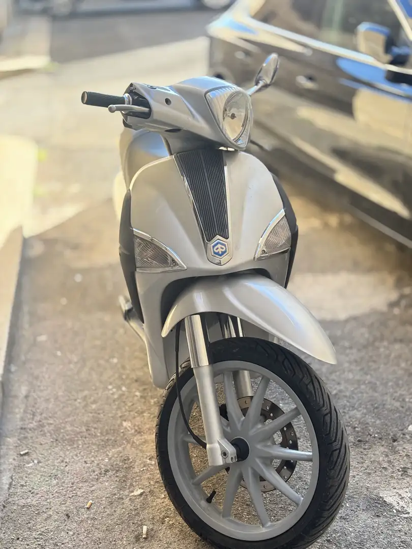 Piaggio Liberty 150 - 1