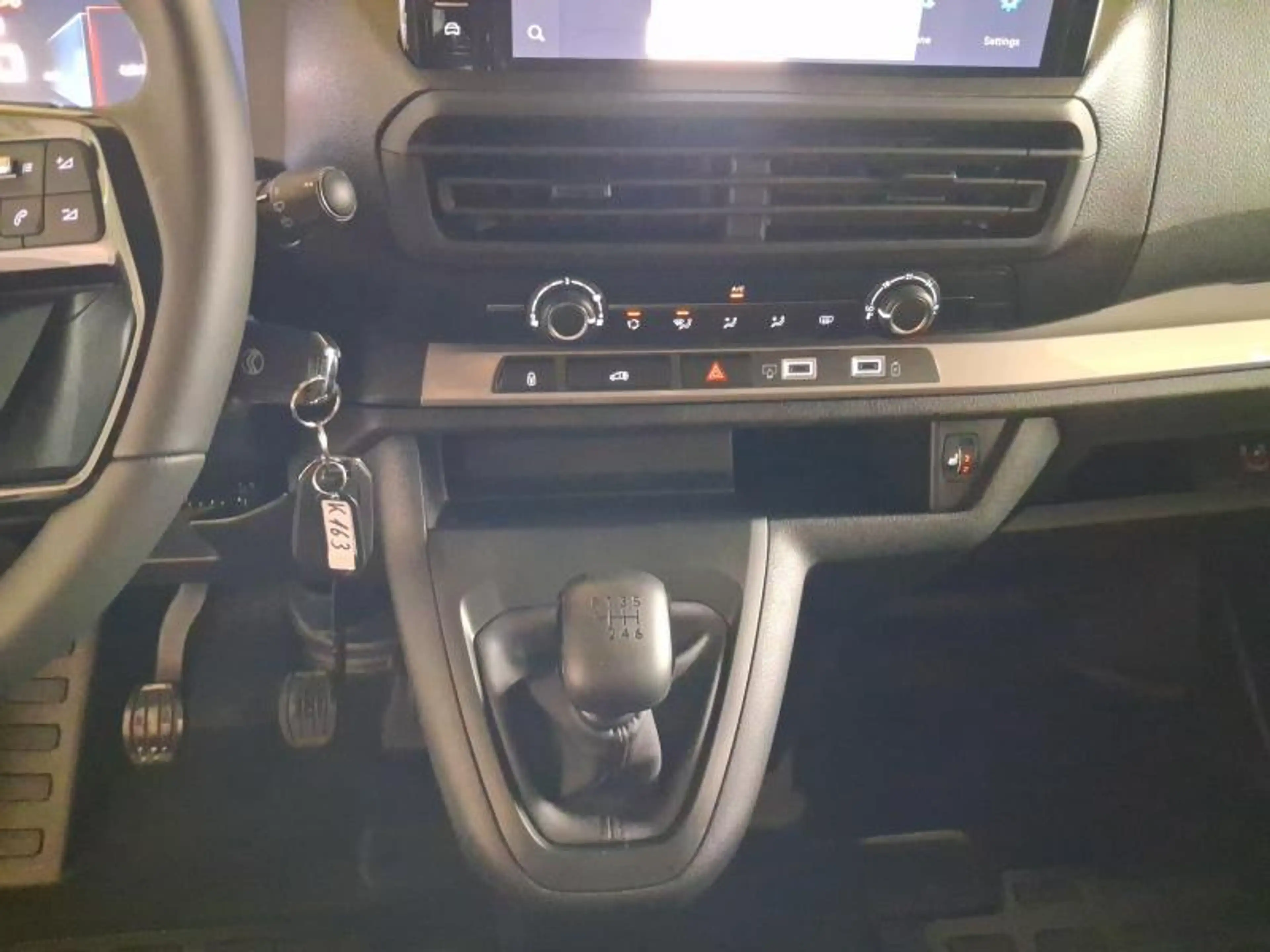 Citroen Jumpy M — photo 8