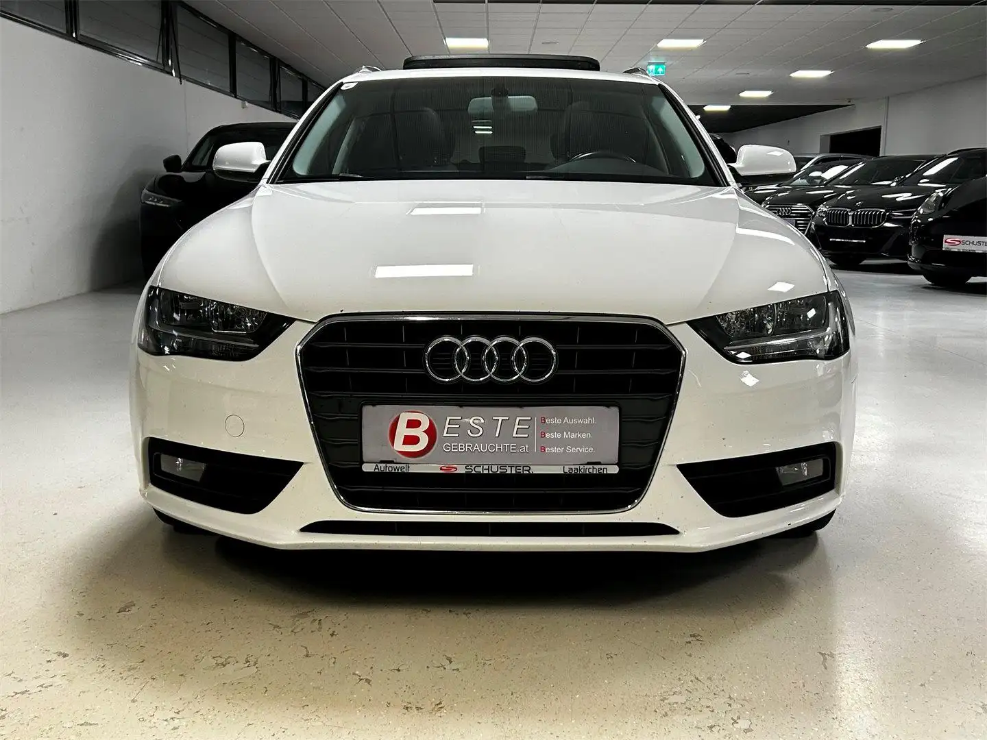 Audi A4 Avant 2.0 TDI Weiß - 2
