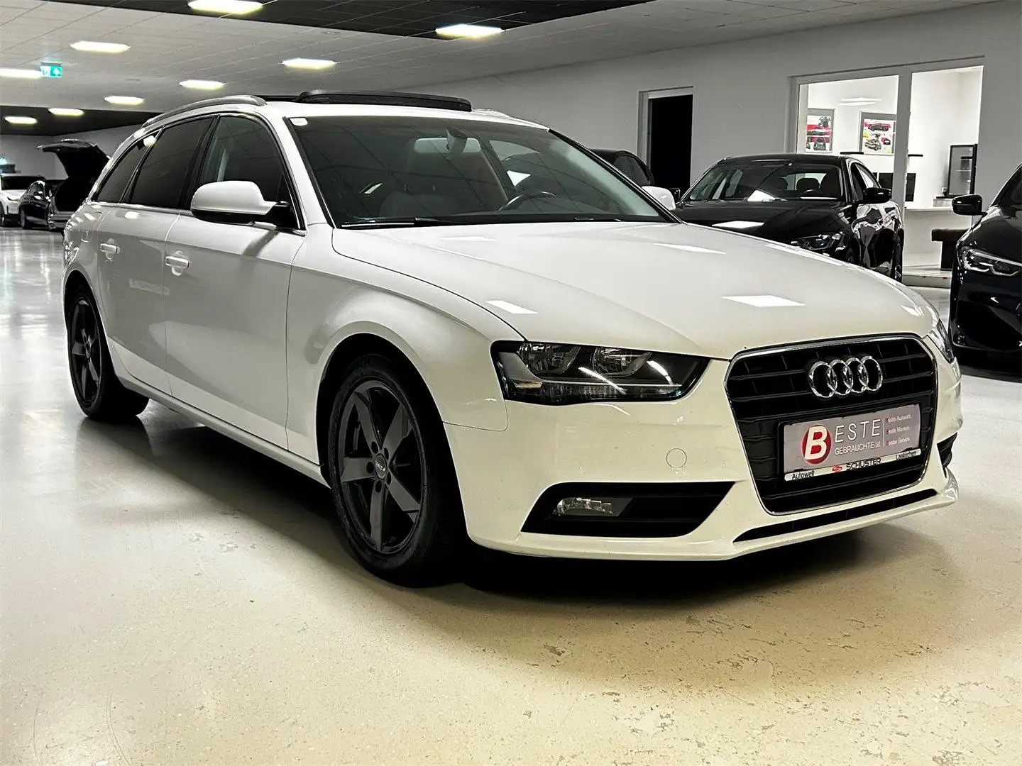 Audi A4 Avant 2.0 TDI Weiß - 1