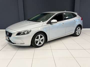 V40 II 1.6 d2 Business Edition