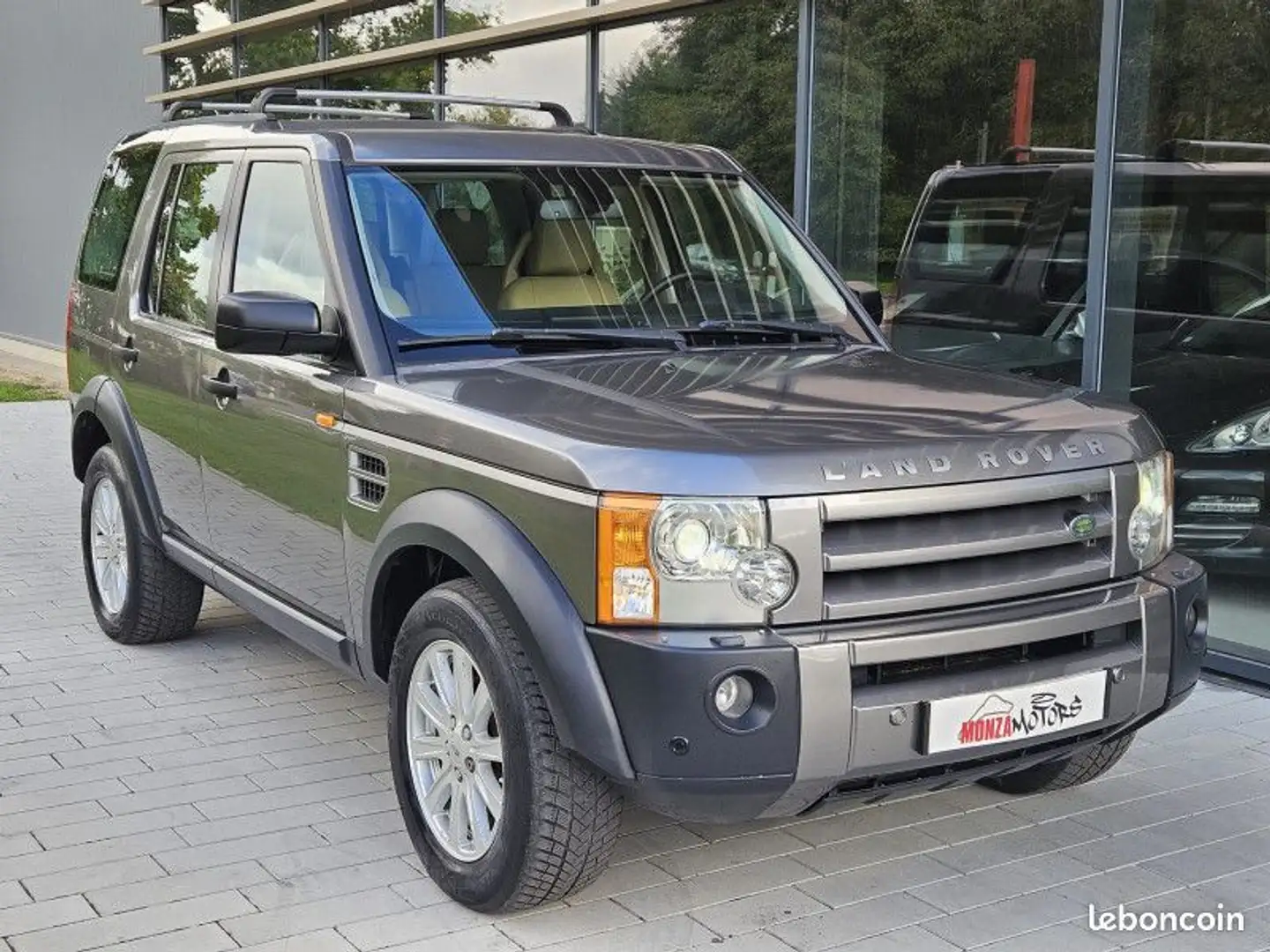 Land Rover Discovery TDV6 S BA Beige - 2