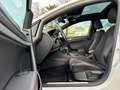 Volkswagen Golf VII GTI Performance PANO LED PDC AHK ACC Weiß - thumbnail 9
