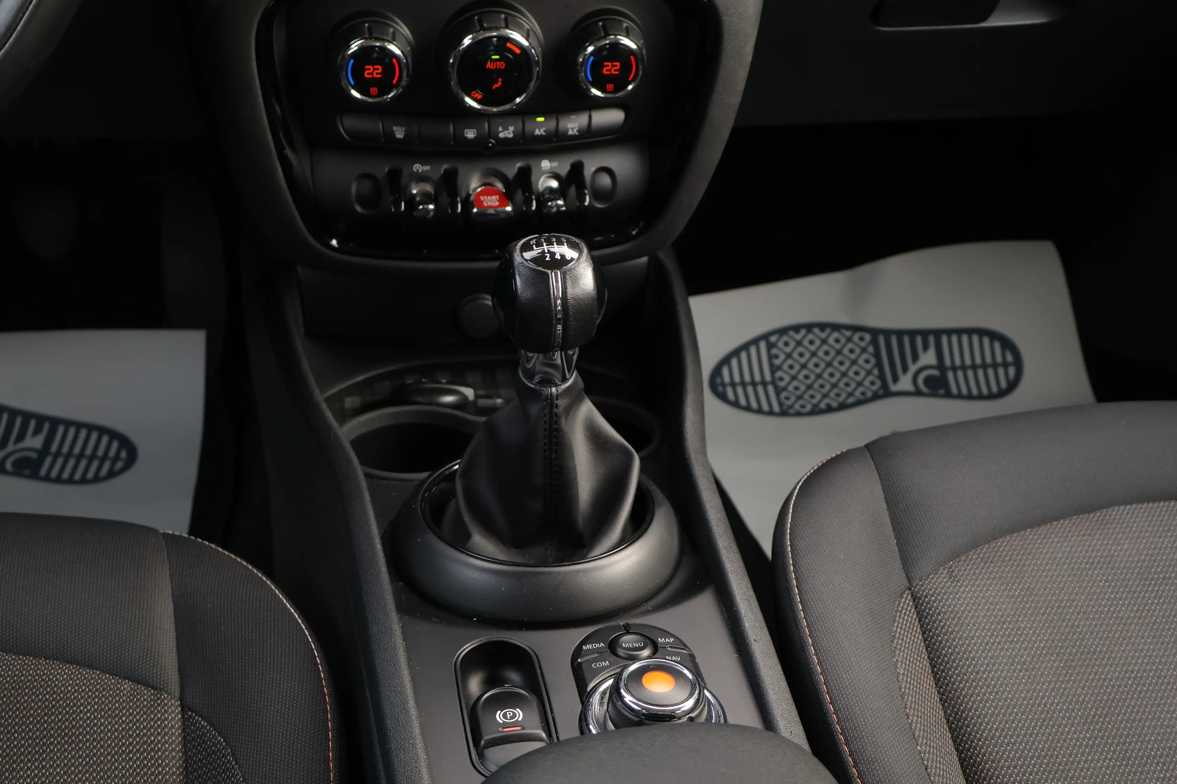MINI One D Clubman Mini Clubman 1.5 D One AdBlue (EU6d-TEMP) Garantie — photo 12