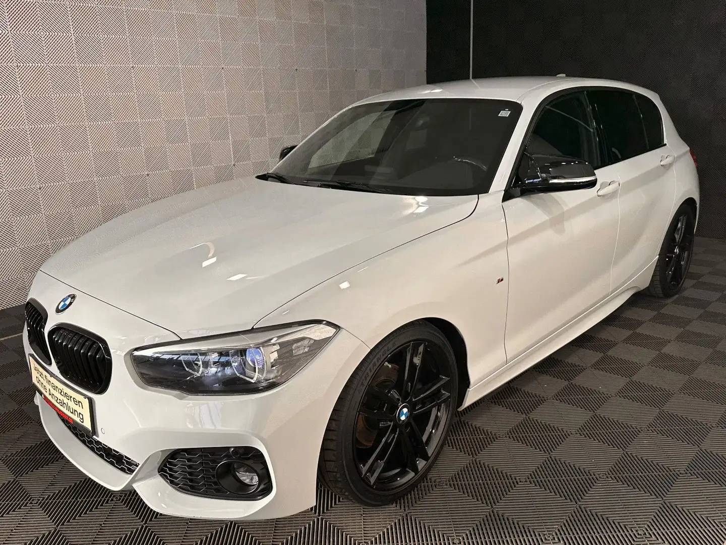 BMW 118 Lim.*M SPORT*SHADOW-LED-NAV-HiFi-TEMPO-SHZ Blanc - 2