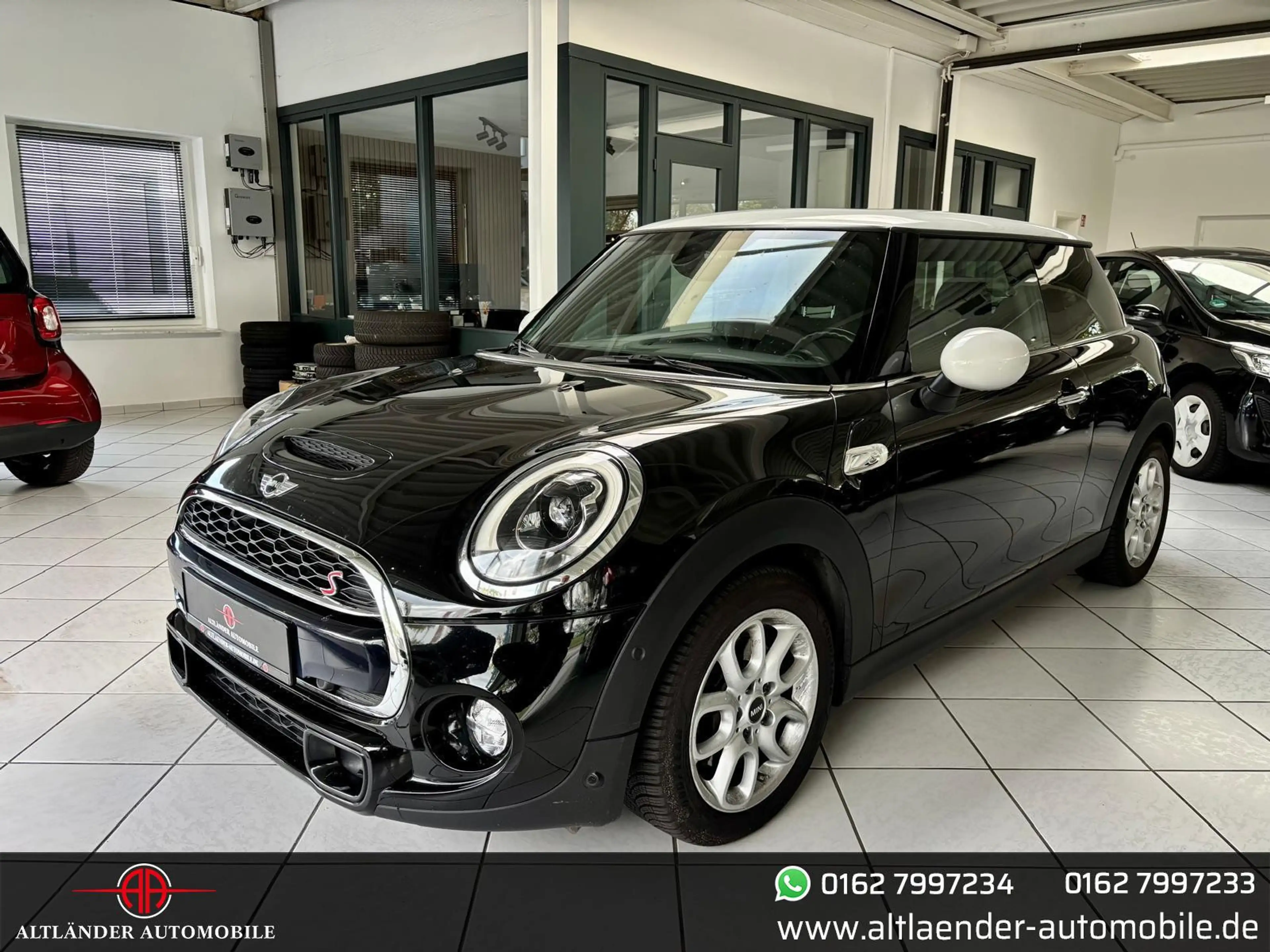 MINI Cooper S *LED*PANO*DCC*SHZ*