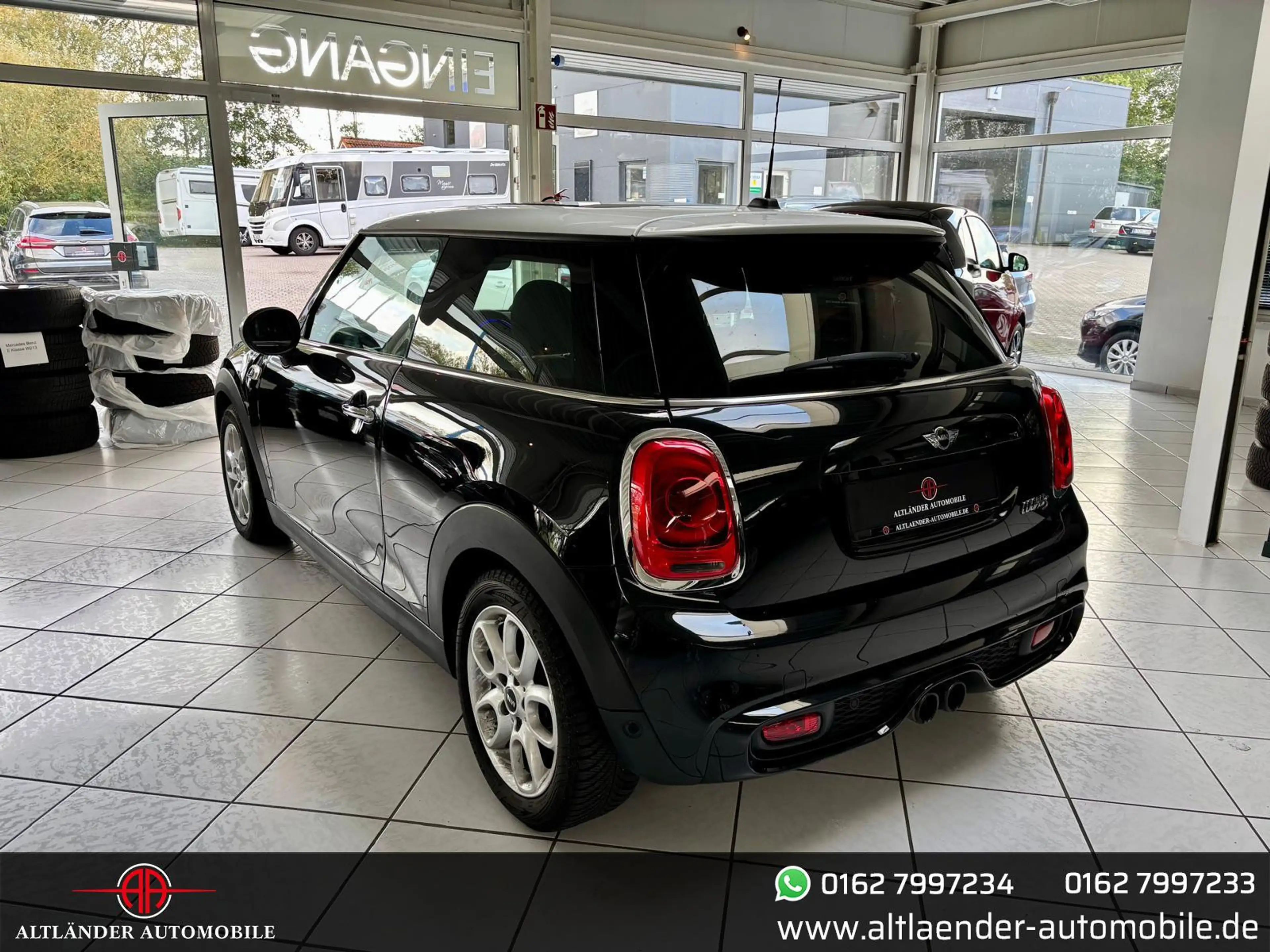 MINI Cooper S *LED*PANO*DCC*SHZ* — photo 5