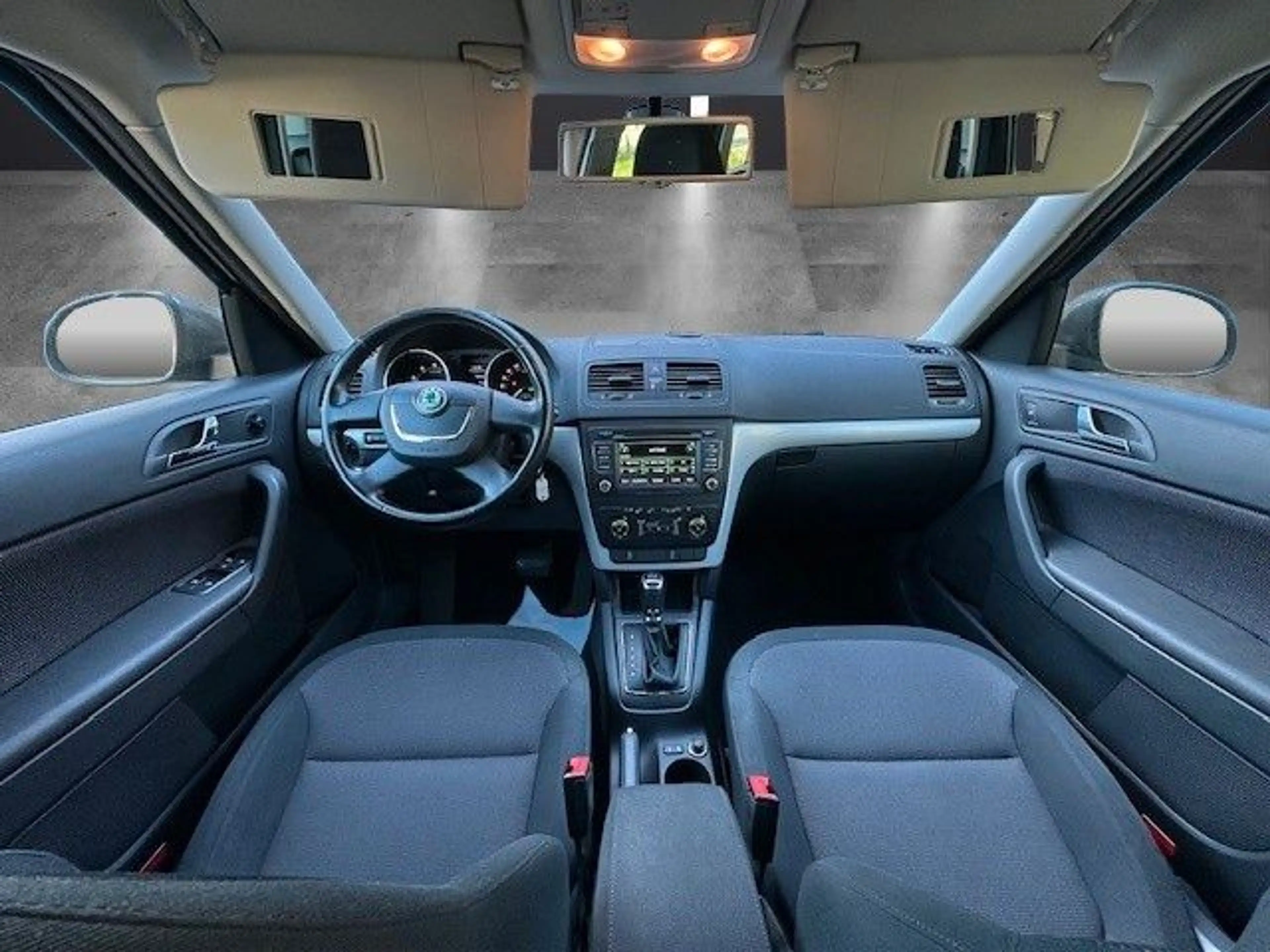 Skoda Yeti Ambition Plus Edition/Automatik/Sitzhzg/PDC — photo 8