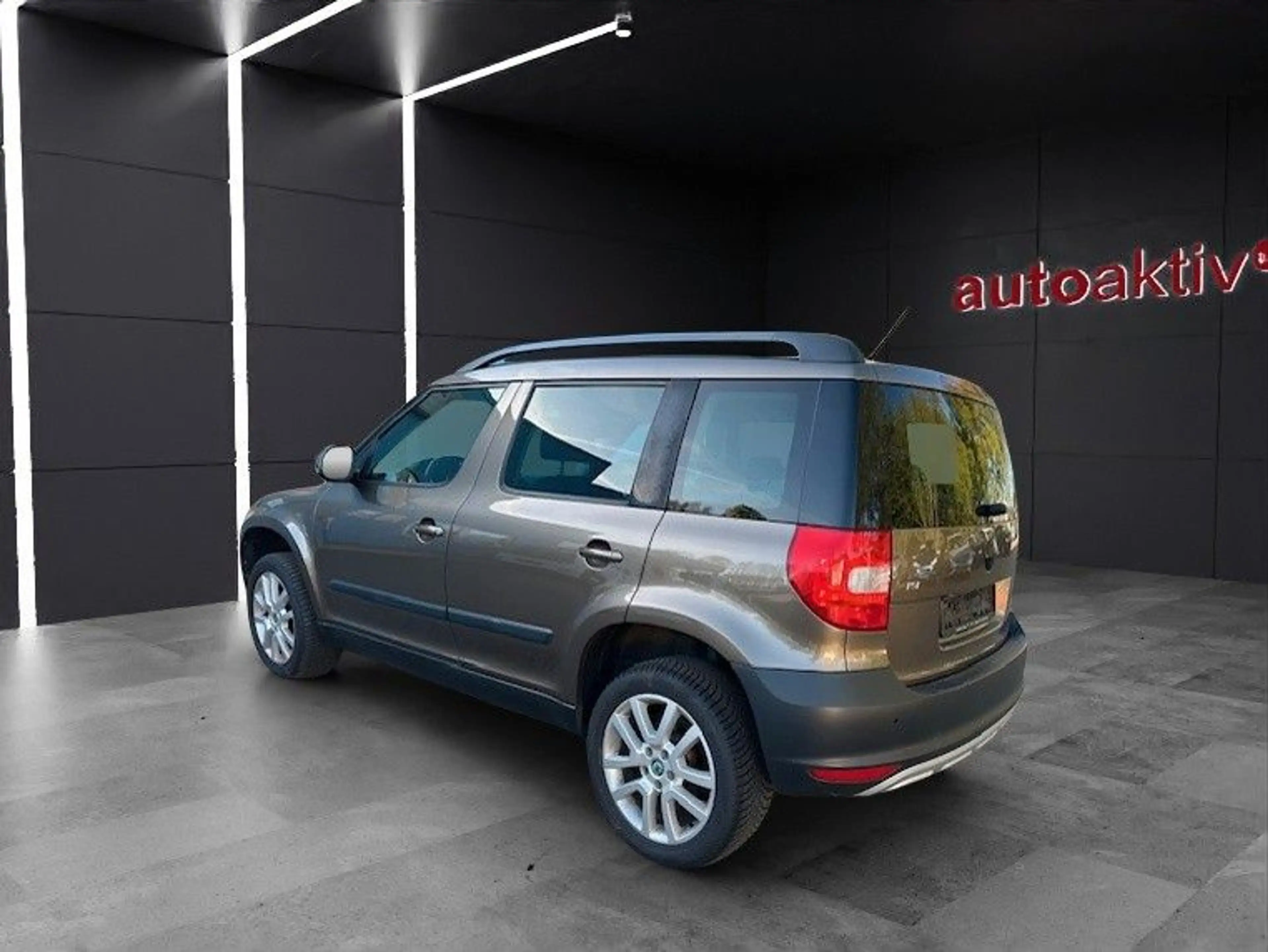 Skoda Yeti Ambition Plus Edition/Automatik/Sitzhzg/PDC — photo 3