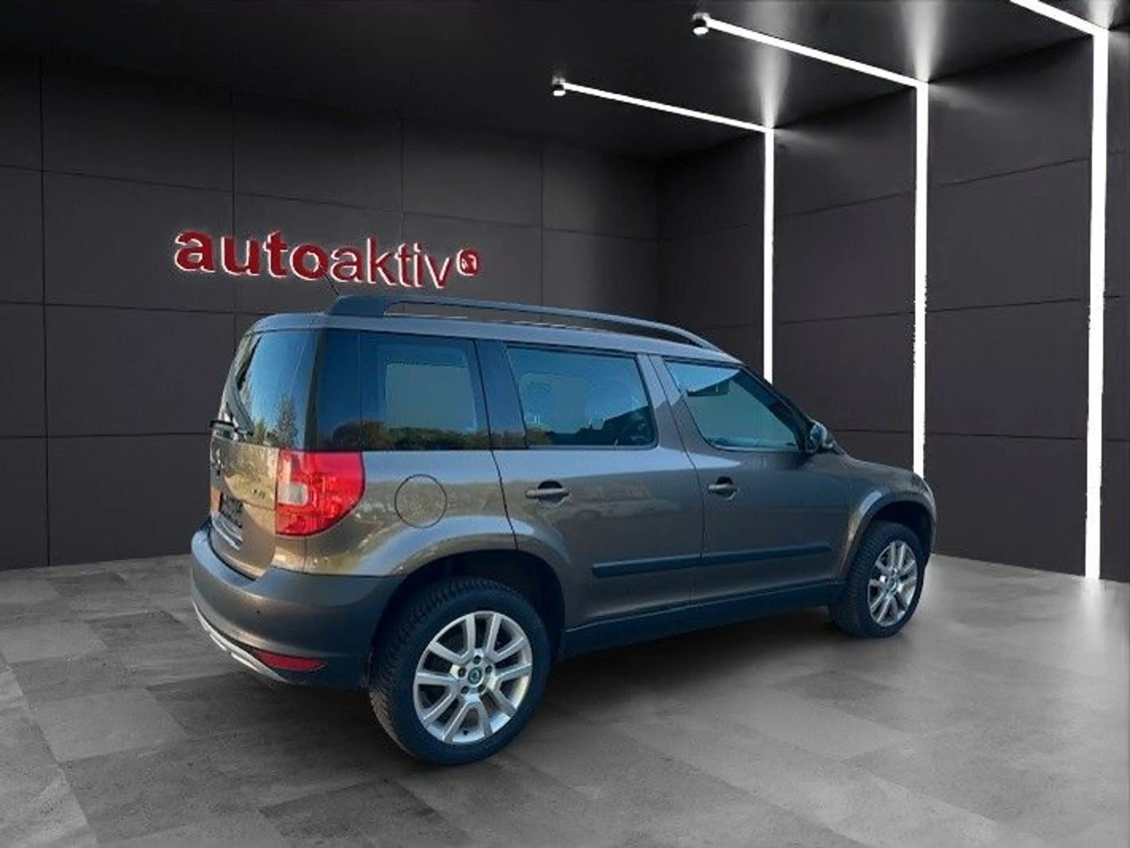 Skoda Yeti Ambition Plus Edition/Automatik/Sitzhzg/PDC — photo 5