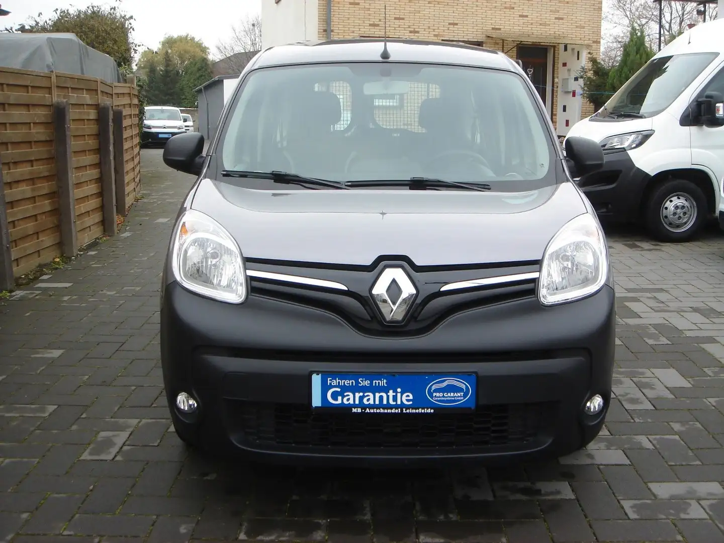 Renault GRAND KANGOO+1,5DCI 110 EU6+NAVI+7 SITZER+TOP Grau - 2