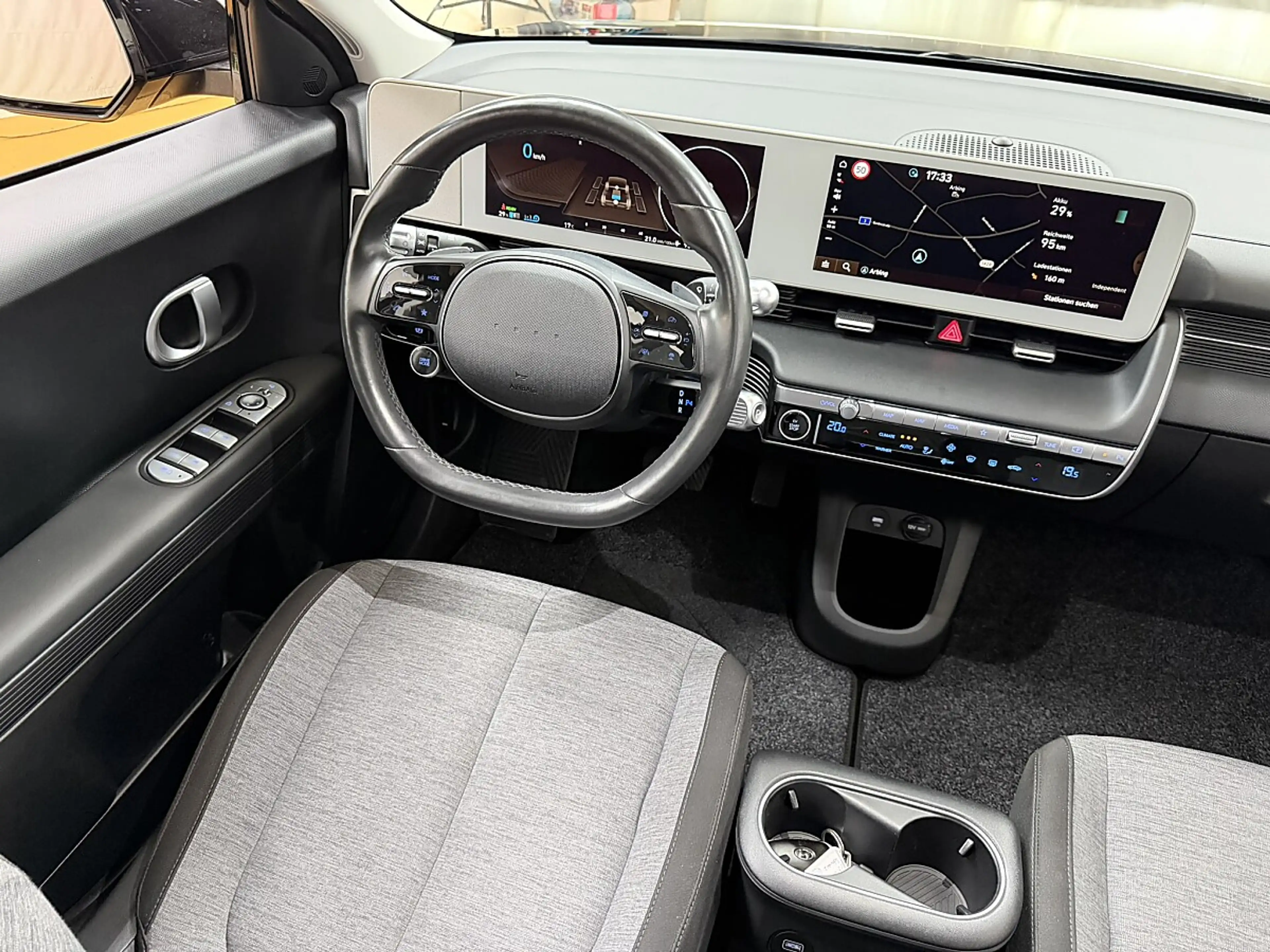 Hyundai IONIQ 5 Elektro Plus Line Elektro 4WD — photo 2