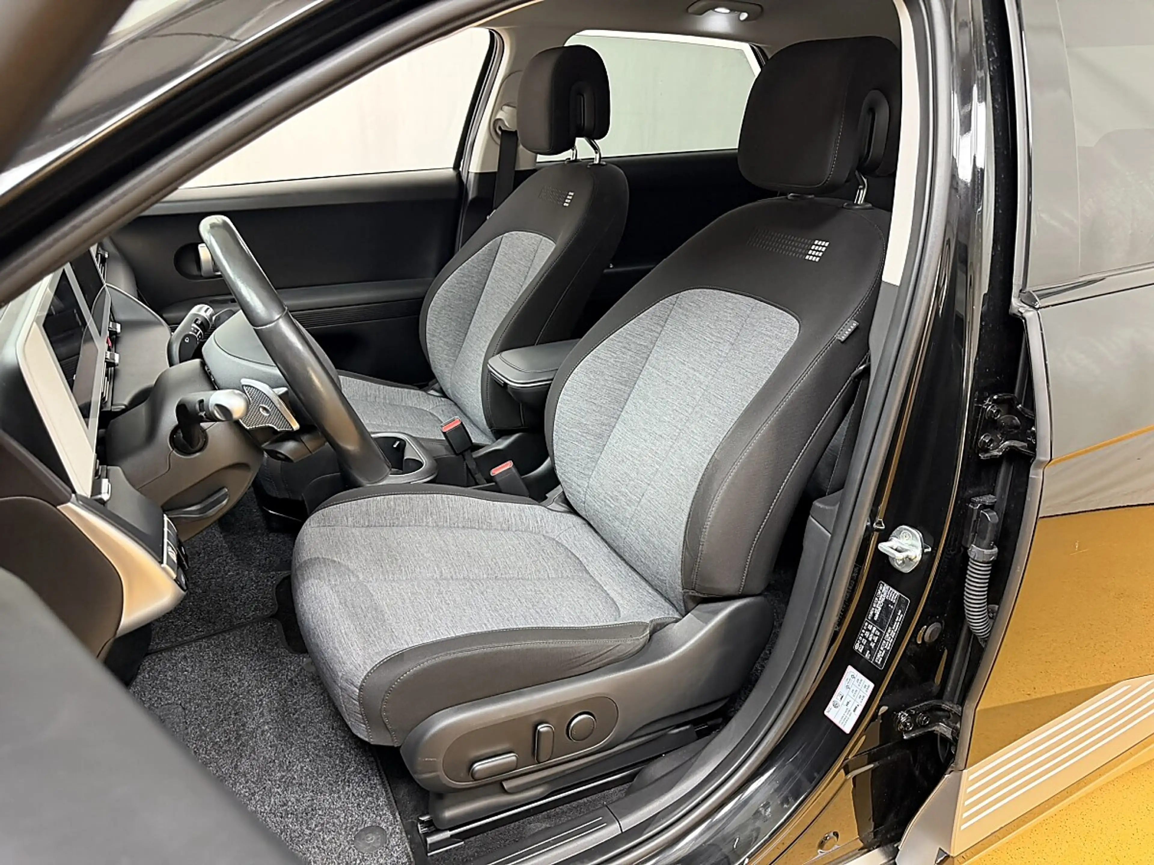 Hyundai IONIQ 5 Elektro Plus Line Elektro 4WD — photo 9