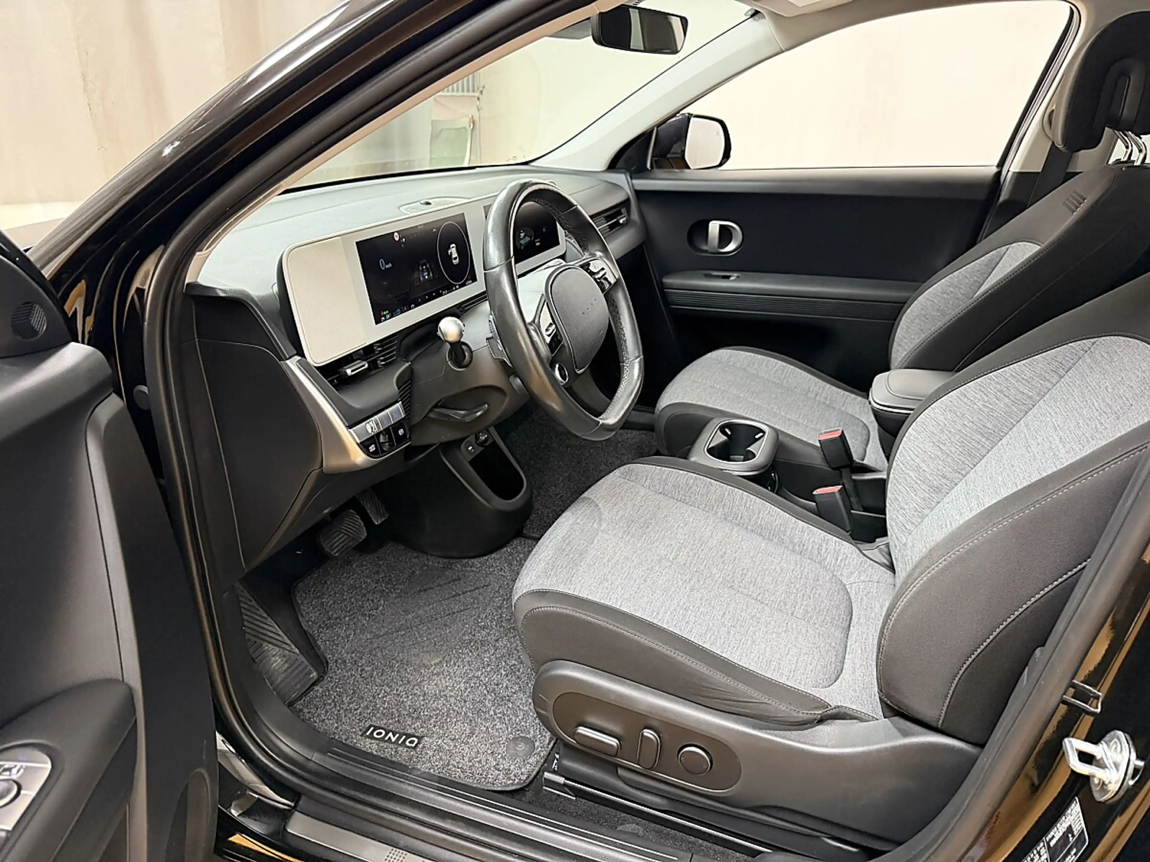 Hyundai IONIQ 5 Elektro Plus Line Elektro 4WD — photo 5