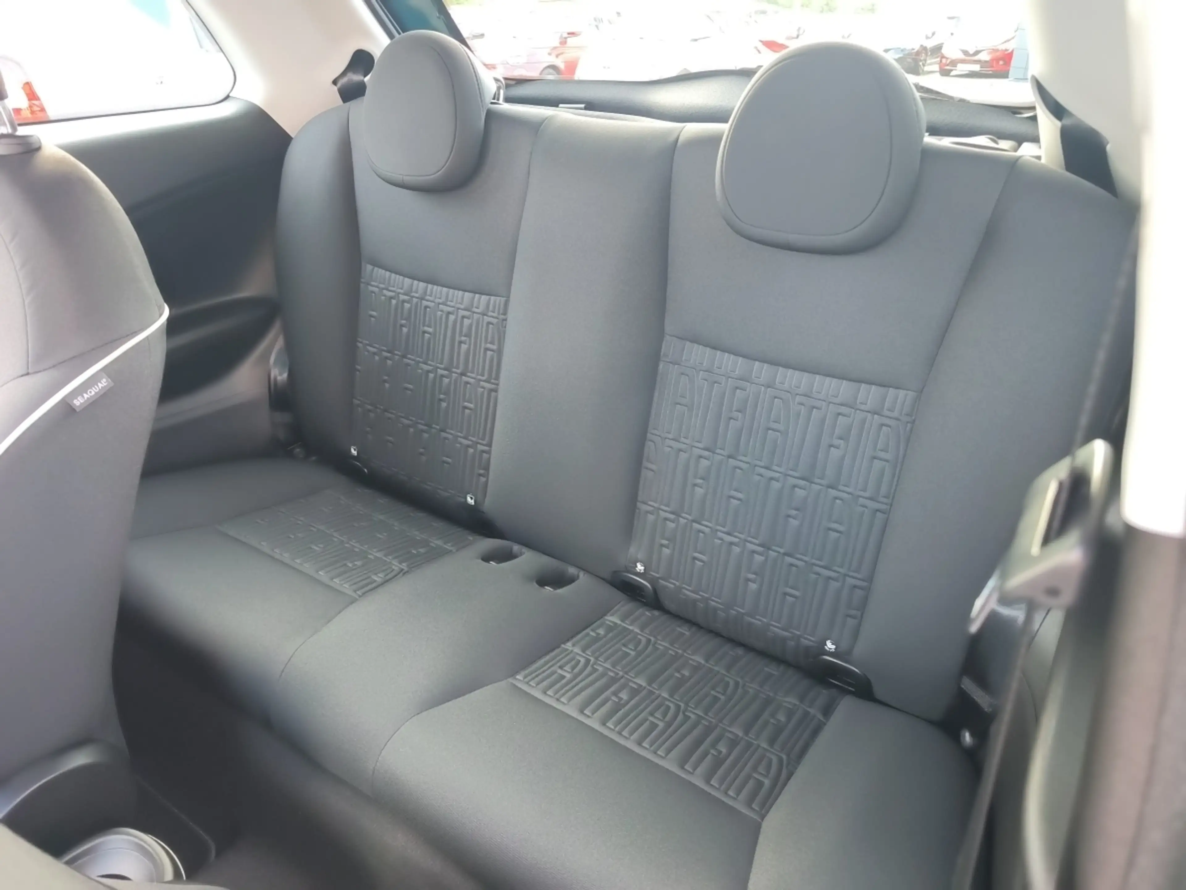 Fiat 500e Base 42kWh STYLE-PAKET*KLIMA*CARPLAY* — photo 8