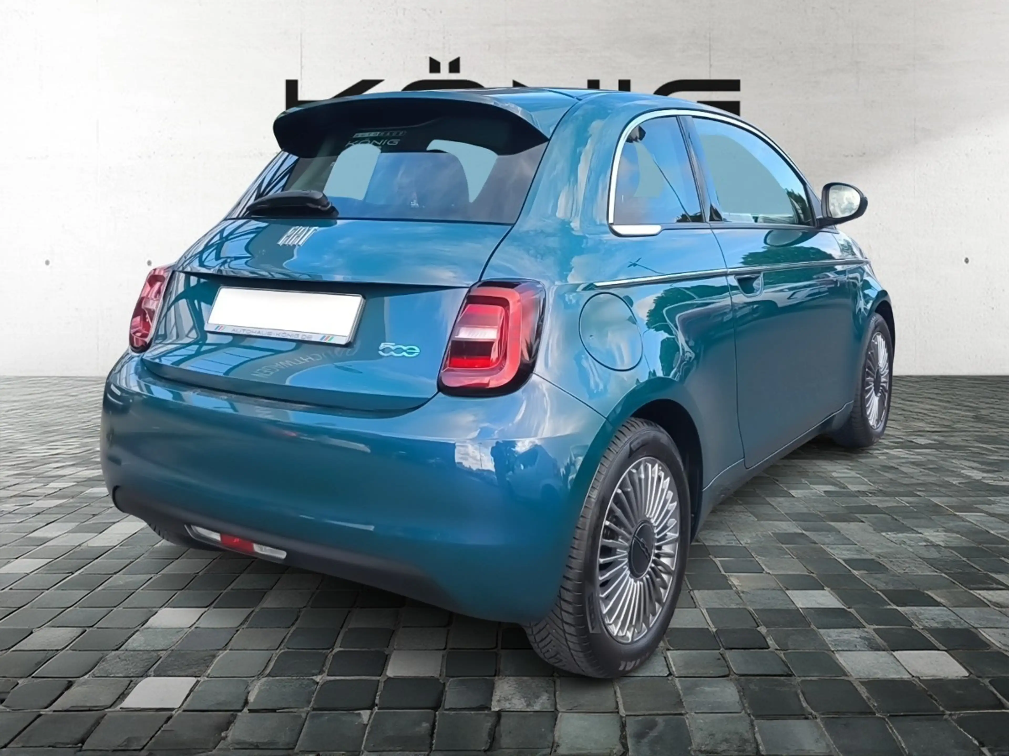 Fiat 500e Base 42kWh STYLE-PAKET*KLIMA*CARPLAY* — photo 4