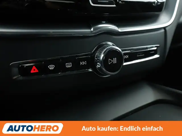 Volvo XC60 view 23