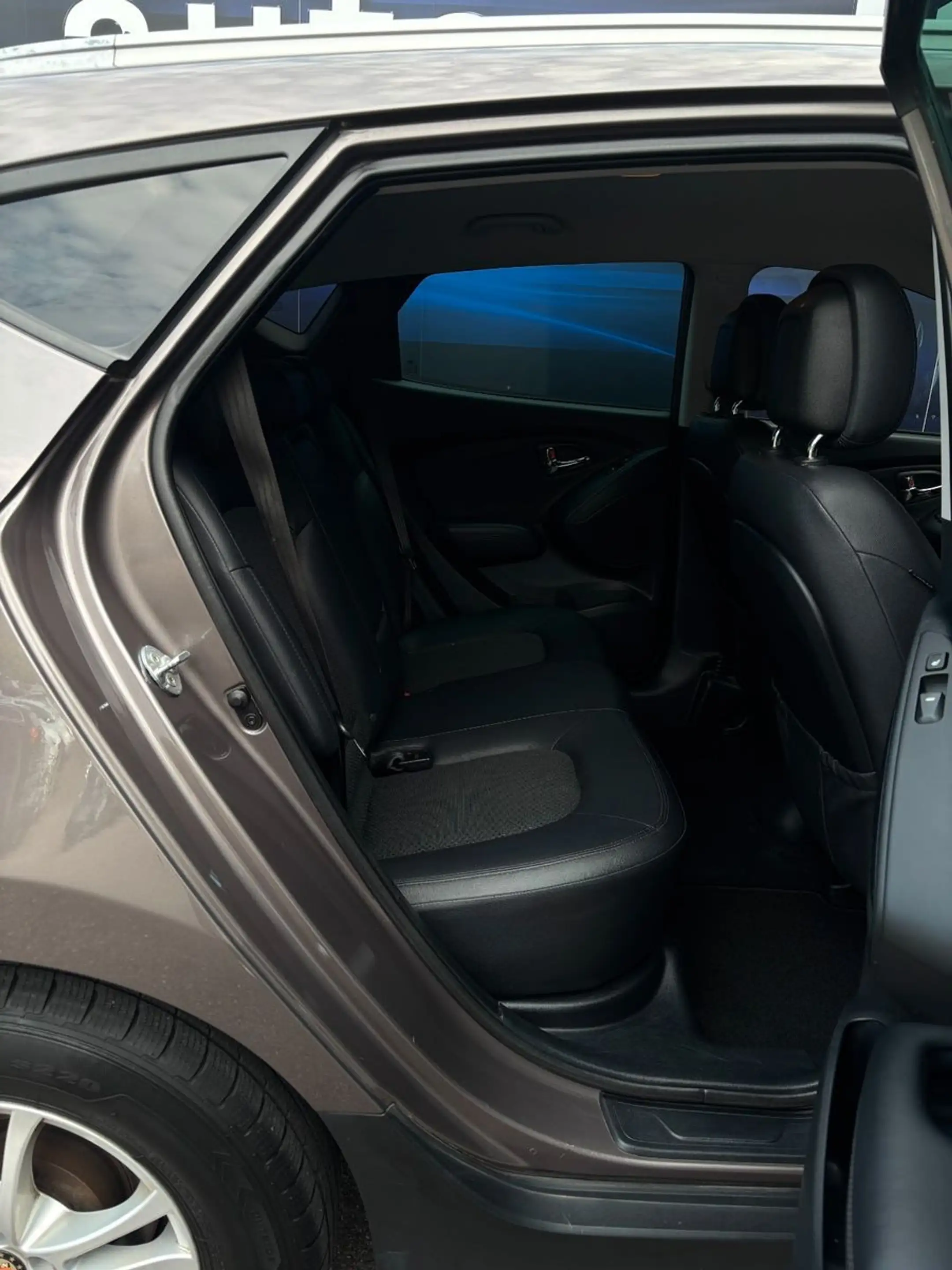 Hyundai iX35 Style — photo 12