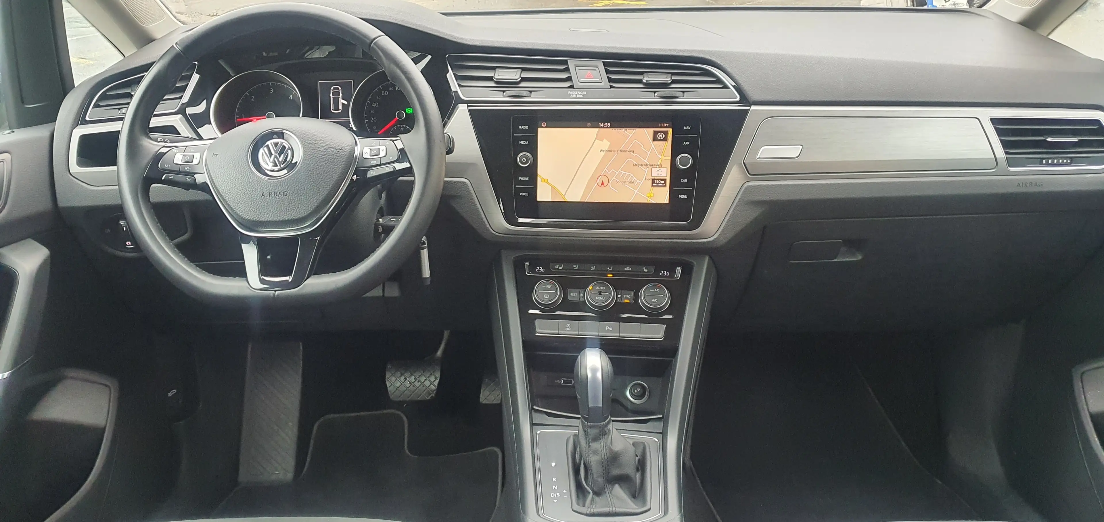 Volkswagen Touran TOURAN 2.0 TDI * DSG LED KAMERA ALCANTARA* — photo 11