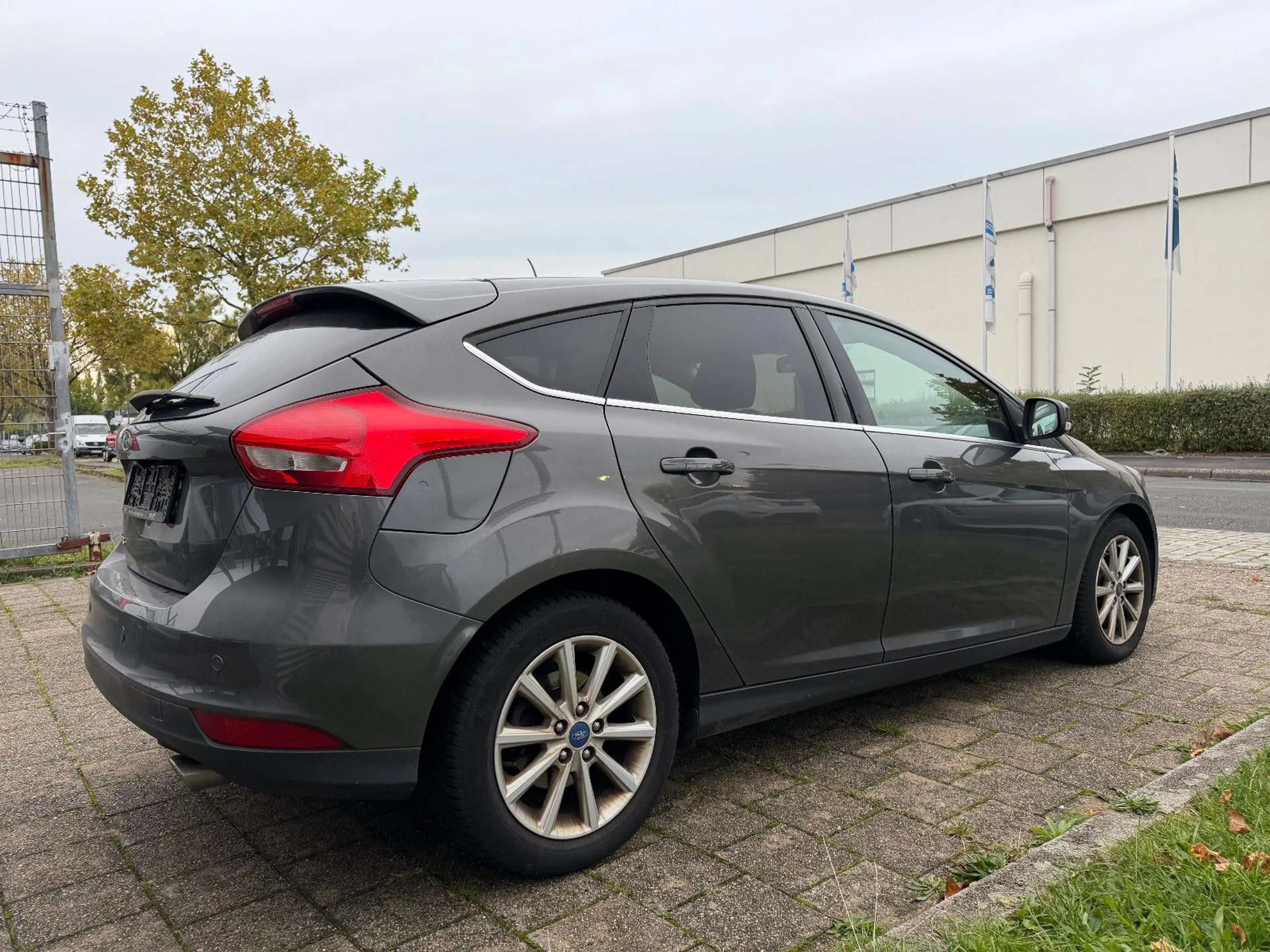 Ford Focus 2.0 d Titanium — photo 6