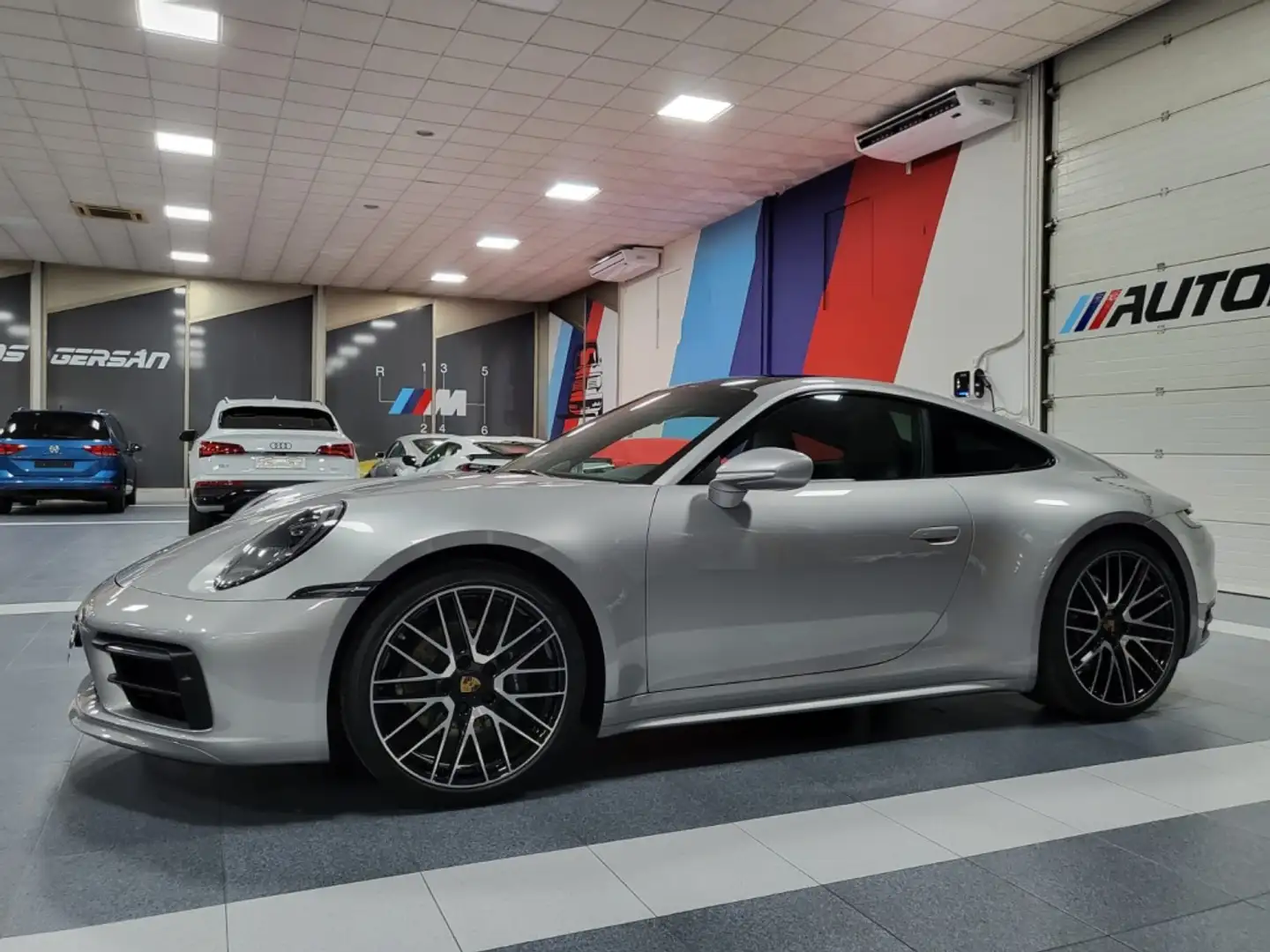 Porsche 992 Carrera Coupé PDK Gris - 2